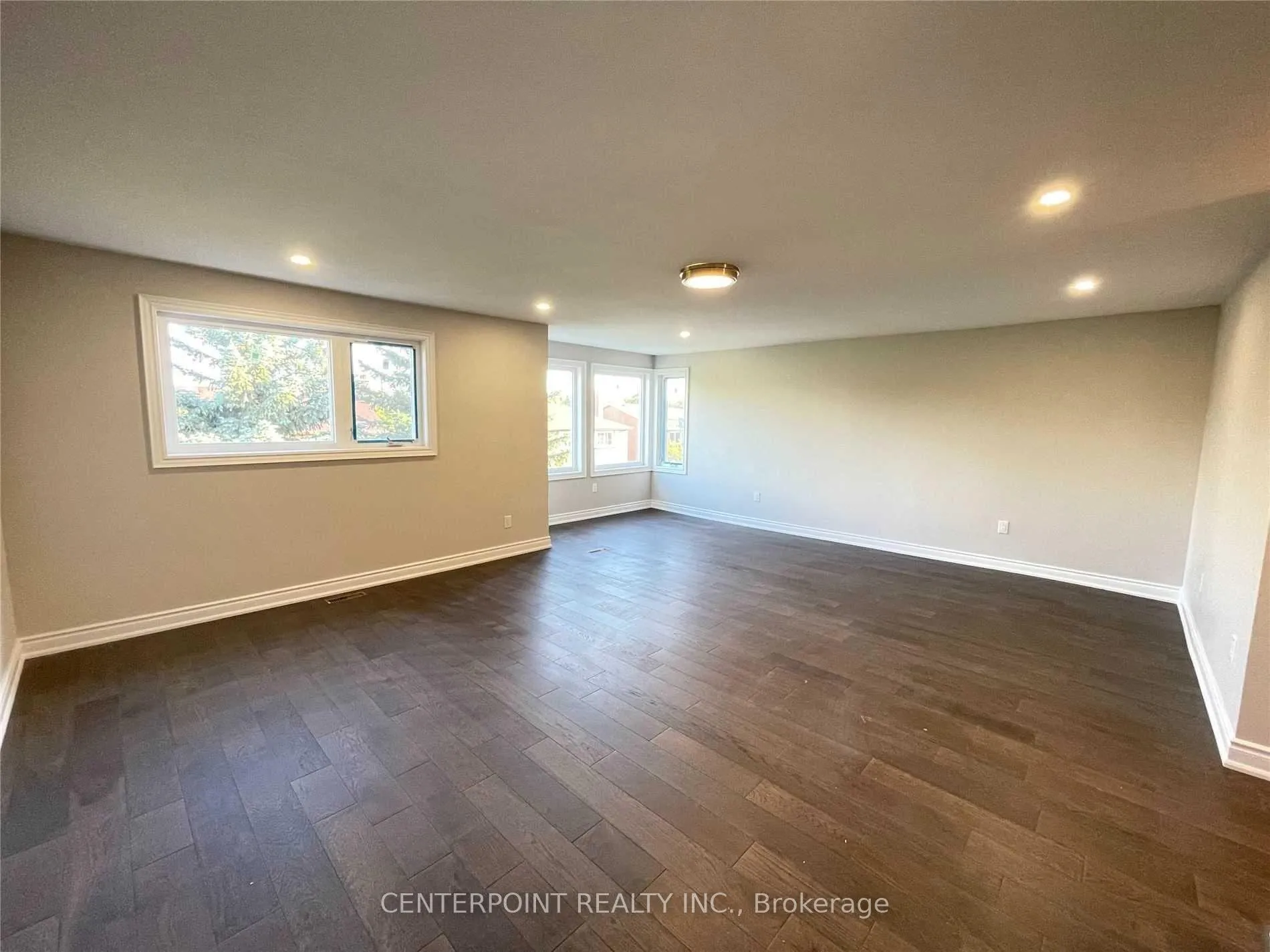 Photo 9 of Unit Upper, 35 Fenwick Crescent, Markham, Unionville — HOMEH