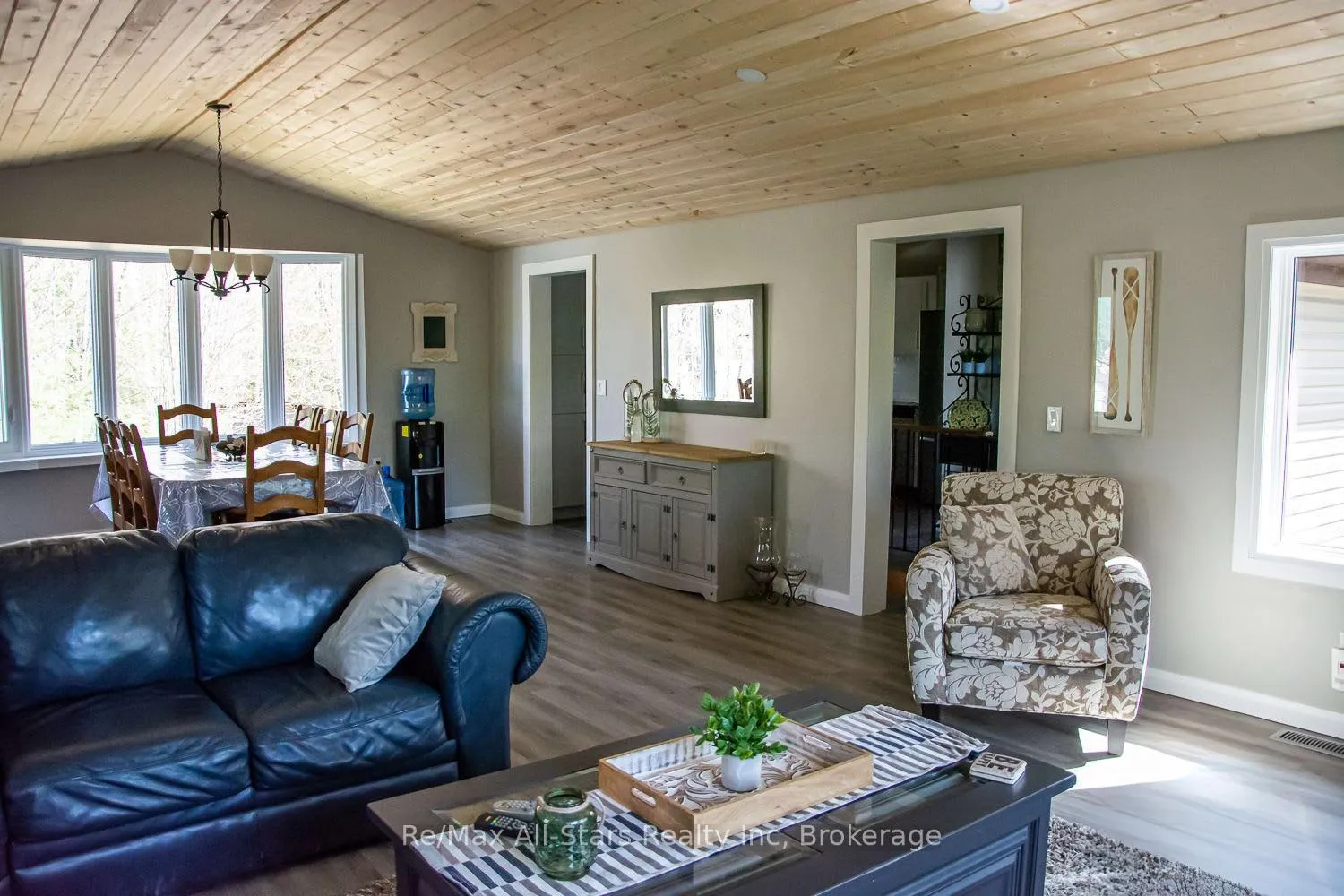 Photo 11 of 1022 Asbury Lane, Algonquin Highlands, Sherborne — HOMEH