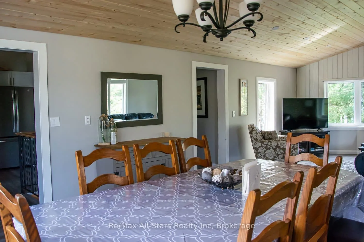 Photo 17 of 1022 Asbury Lane, Algonquin Highlands, Sherborne — HOMEH