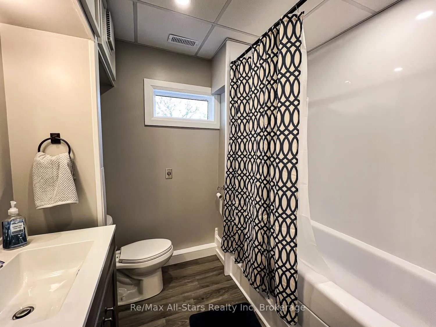Photo 21 of 1022 Asbury Lane, Algonquin Highlands, Sherborne — HOMEH