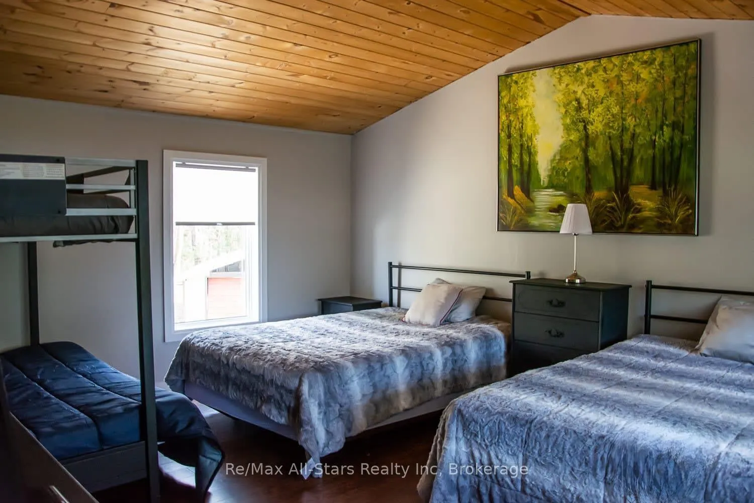 Photo 23 of 1022 Asbury Lane, Algonquin Highlands, Sherborne — HOMEH
