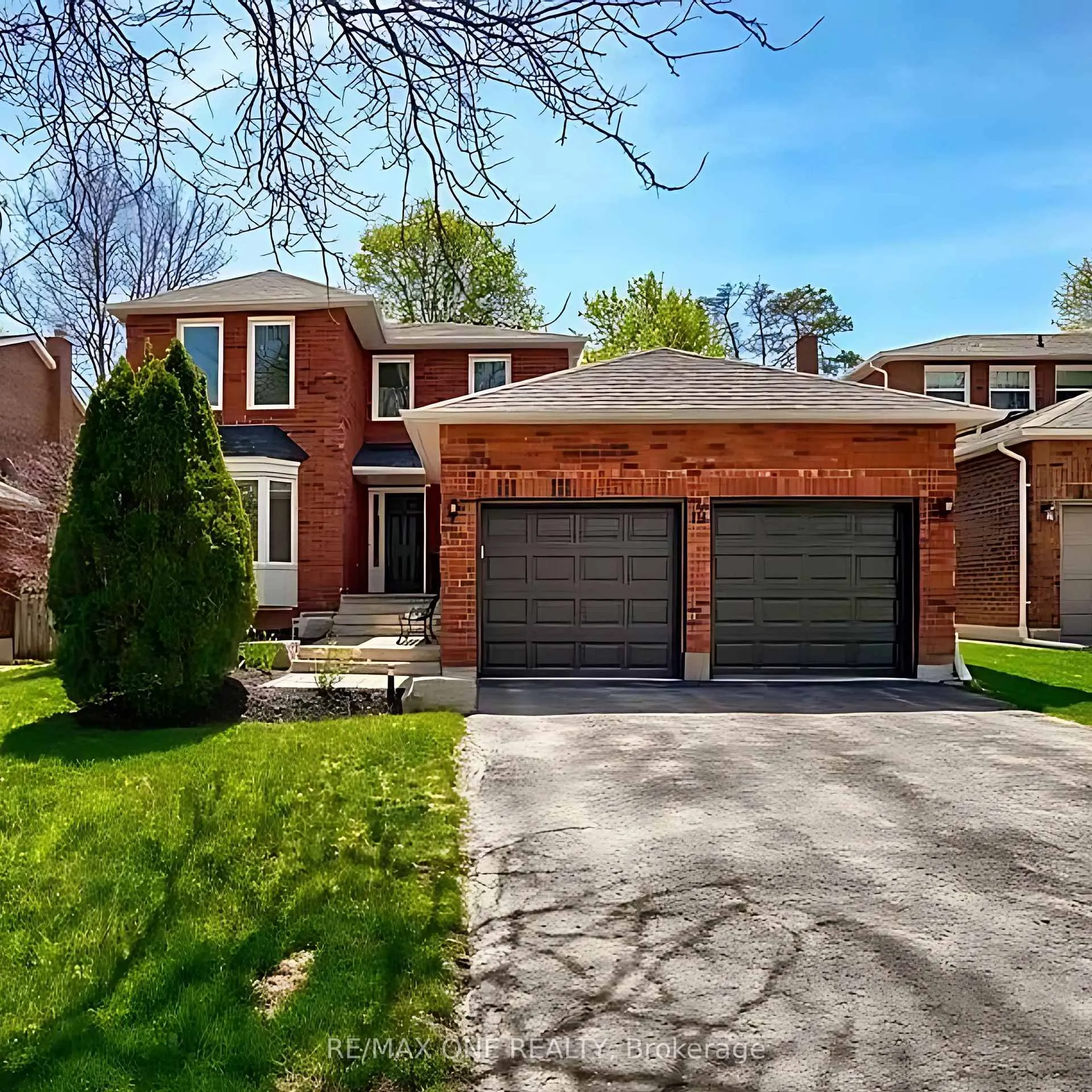 Photo 1 of 19 Chadburn Crescent, Aurora, Hills of St Andrew — HOMEH