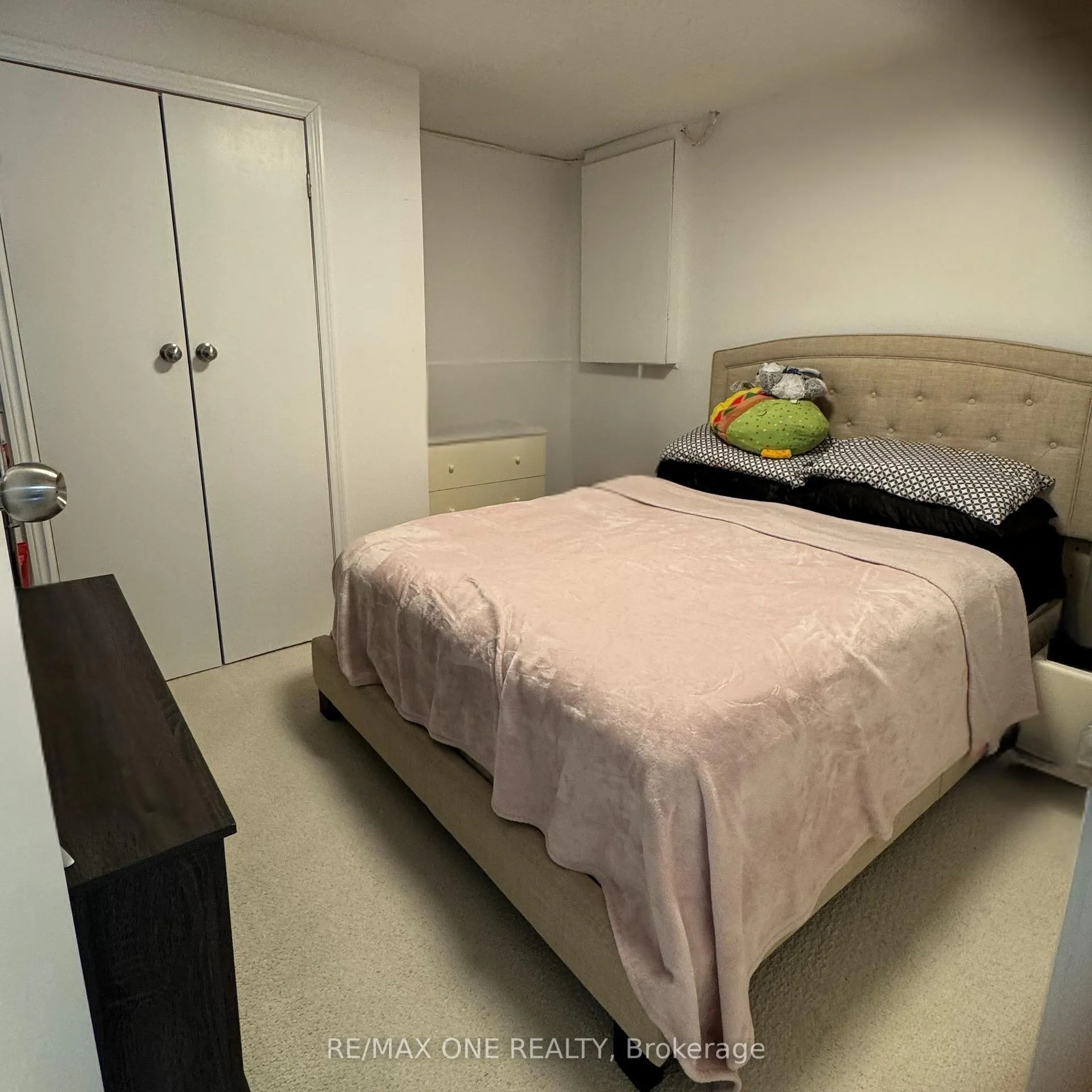 Photo 4 of 19 Chadburn Crescent, Aurora, Hills of St Andrew — HOMEH