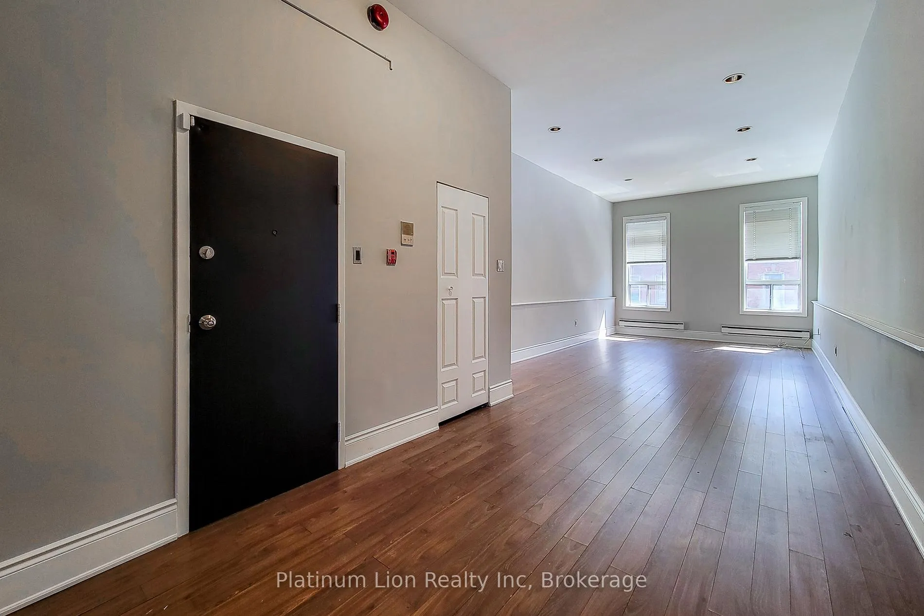 Photo 4 of Unit 3, 223 King Street E, Hamilton, Beasley — HOMEH