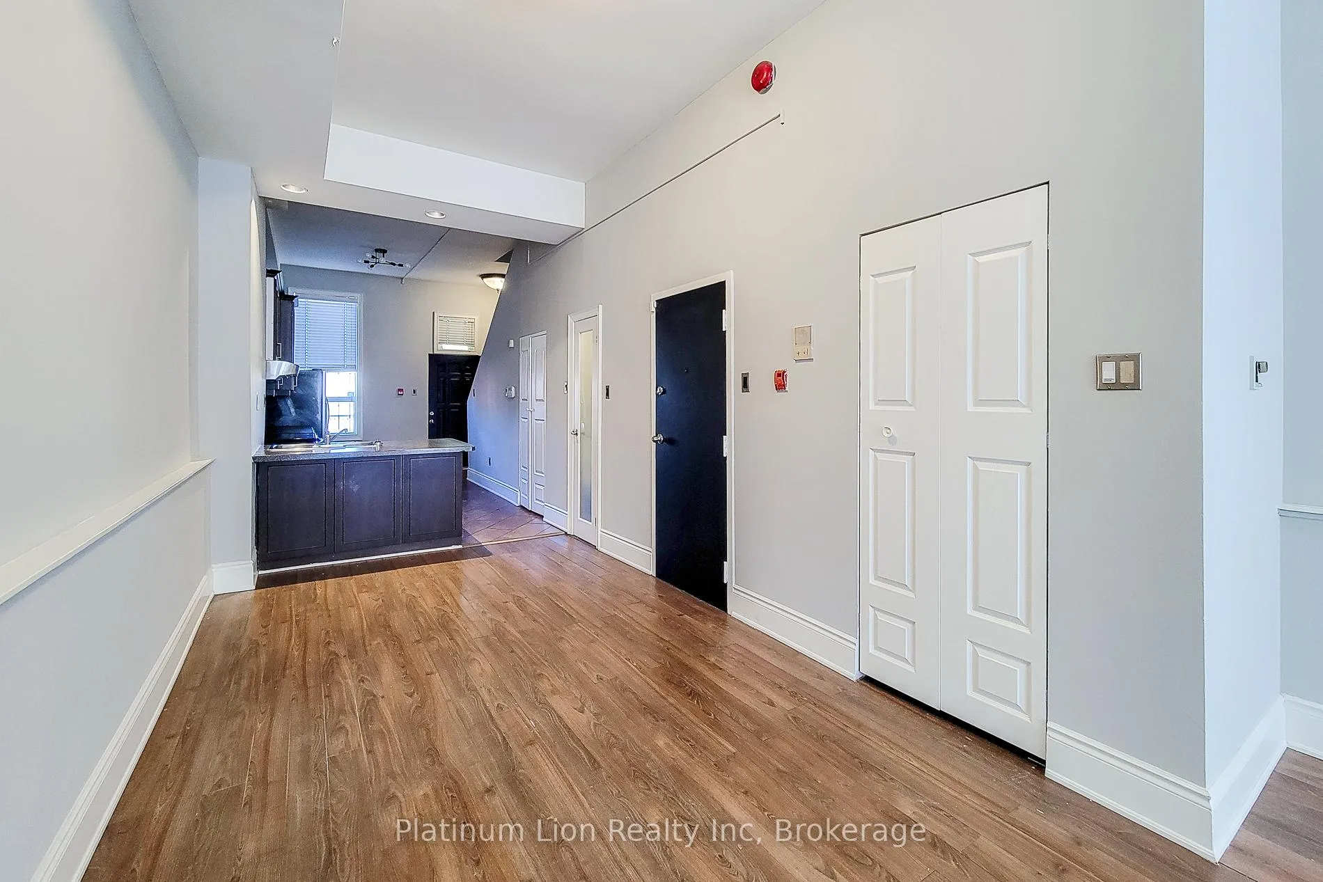 Photo 5 of Unit 3, 223 King Street E, Hamilton, Beasley — HOMEH