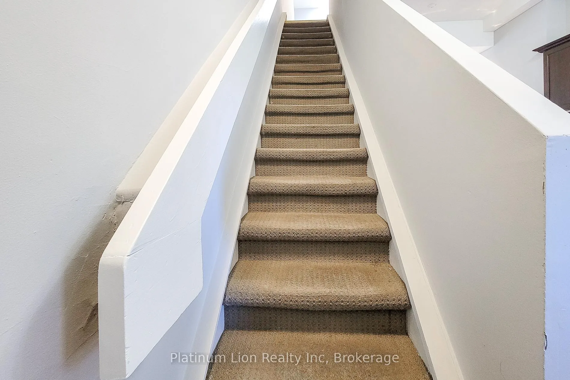 Photo 15 of Unit 3, 223 King Street E, Hamilton, Beasley — HOMEH
