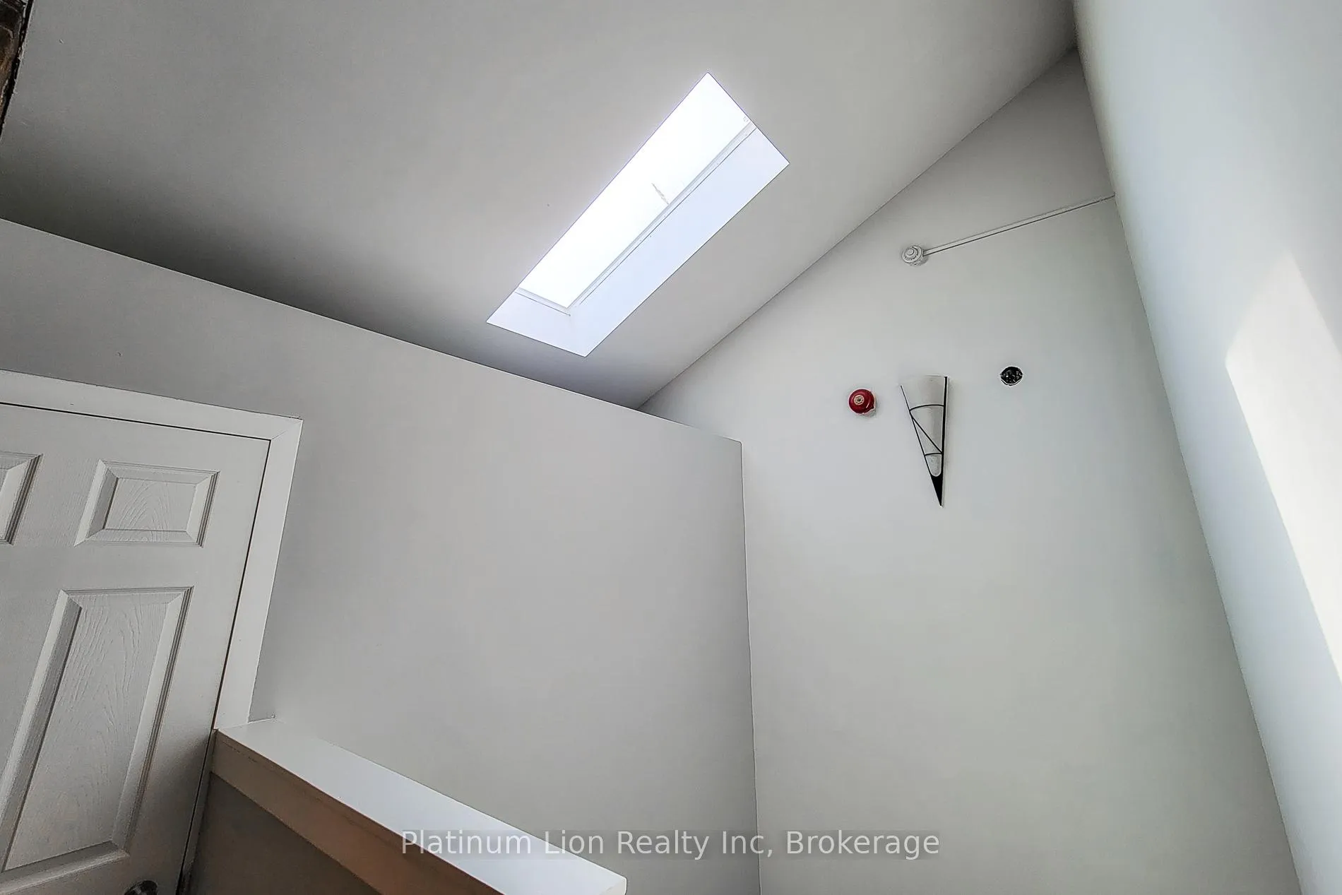 Photo 37 of Unit 3, 223 King Street E, Hamilton, Beasley — HOMEH