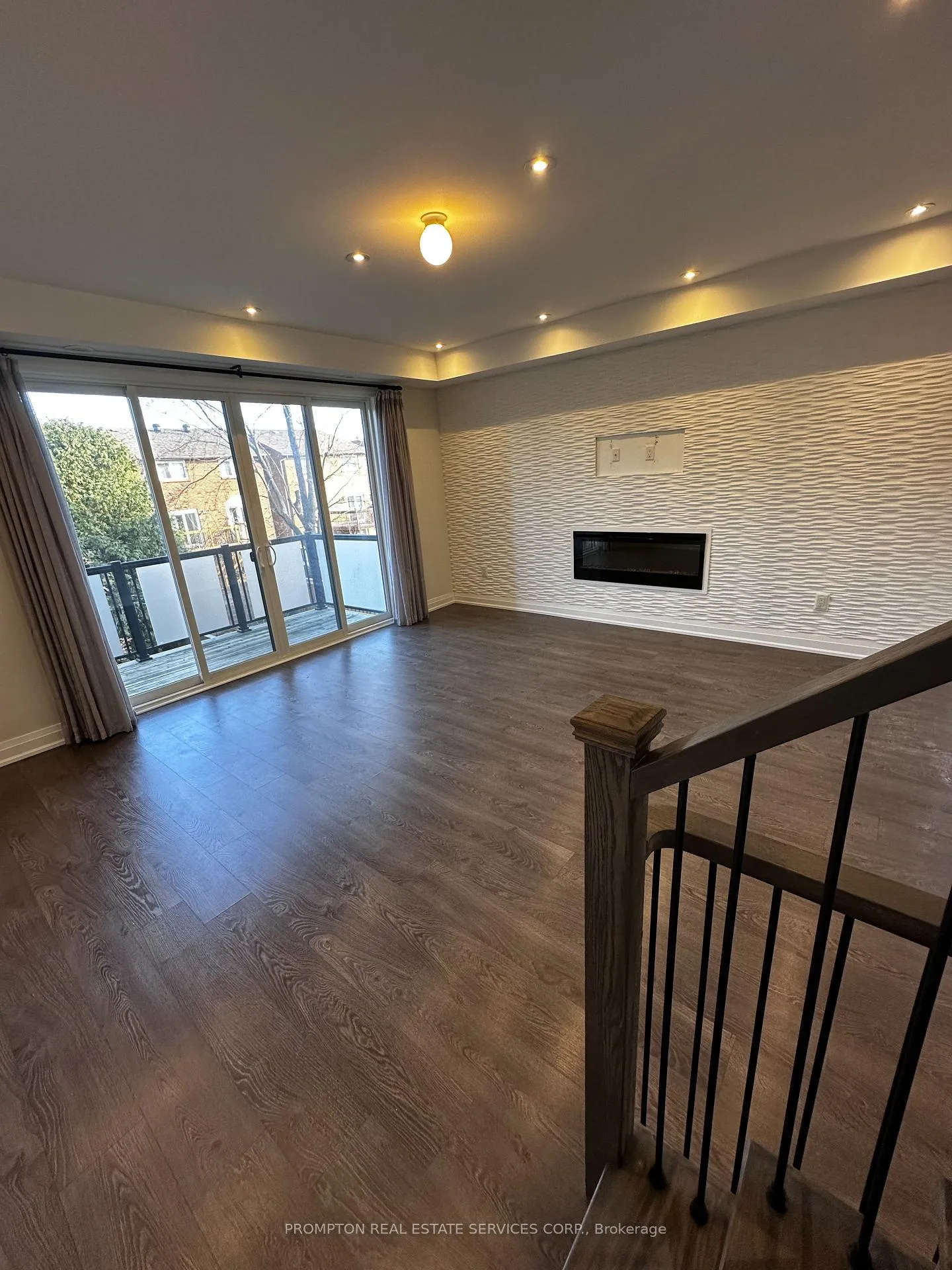 Photo 2 of 65 Harold Lawrie Lane, Markham, Aileen-Willowbrook — HOMEH