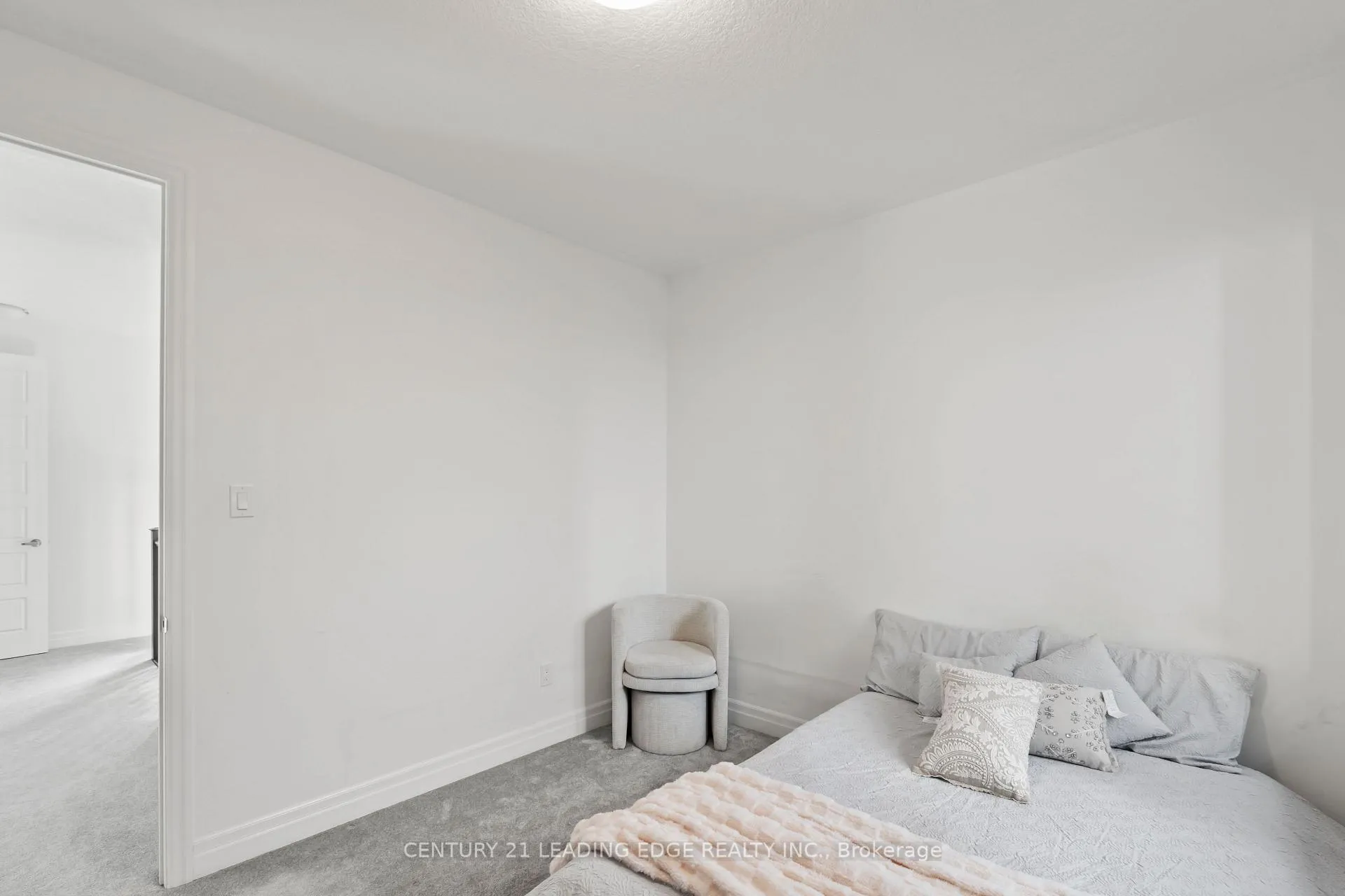 Photo 38 of 43 William Nador Street, Kitchener — HOMEH