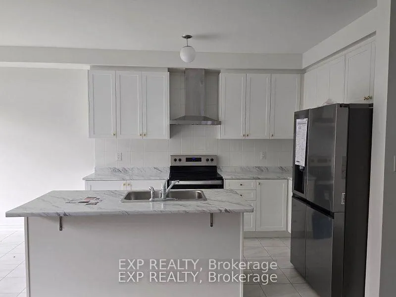 Photo 5 of 64 Singhampton Road, Vaughan, Kleinburg — HOMEH