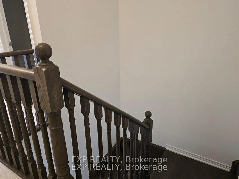 Photo 10 of 64 Singhampton Road, Vaughan, Kleinburg — HOMEH