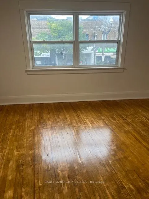 Photo 2 of Unit Upper, 1033 Kingston Road, Toronto, The Beaches — HOMEH