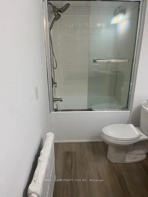 Photo 9 of Unit Upper, 1033 Kingston Road, Toronto, The Beaches — HOMEH