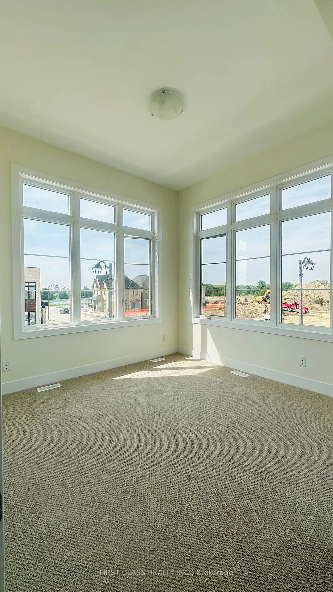 Photo 3 of 78 Meizhou Avenue, Markham, Angus Glen — HOMEH