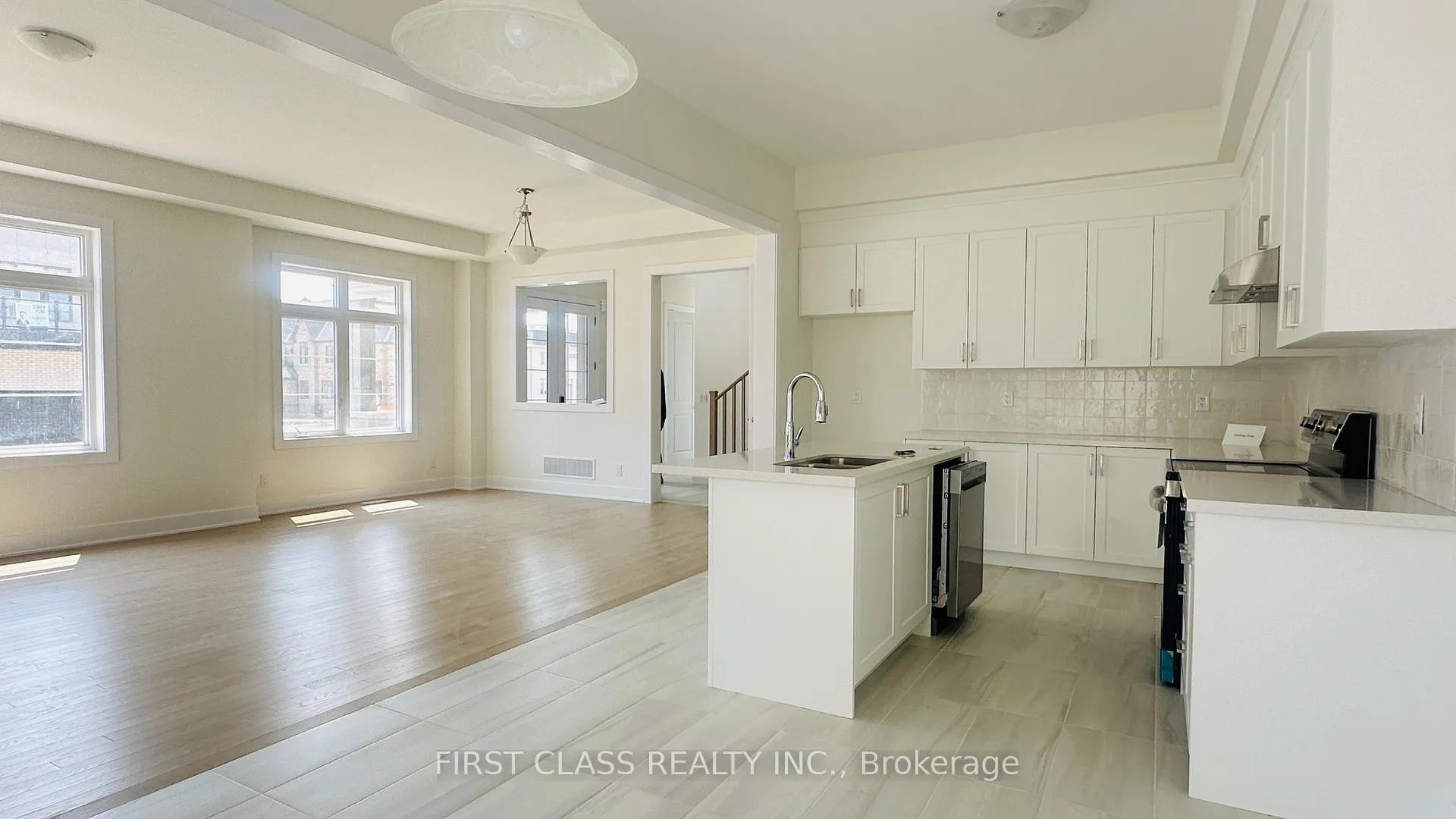 Photo 19 of 78 Meizhou Avenue, Markham, Angus Glen — HOMEH