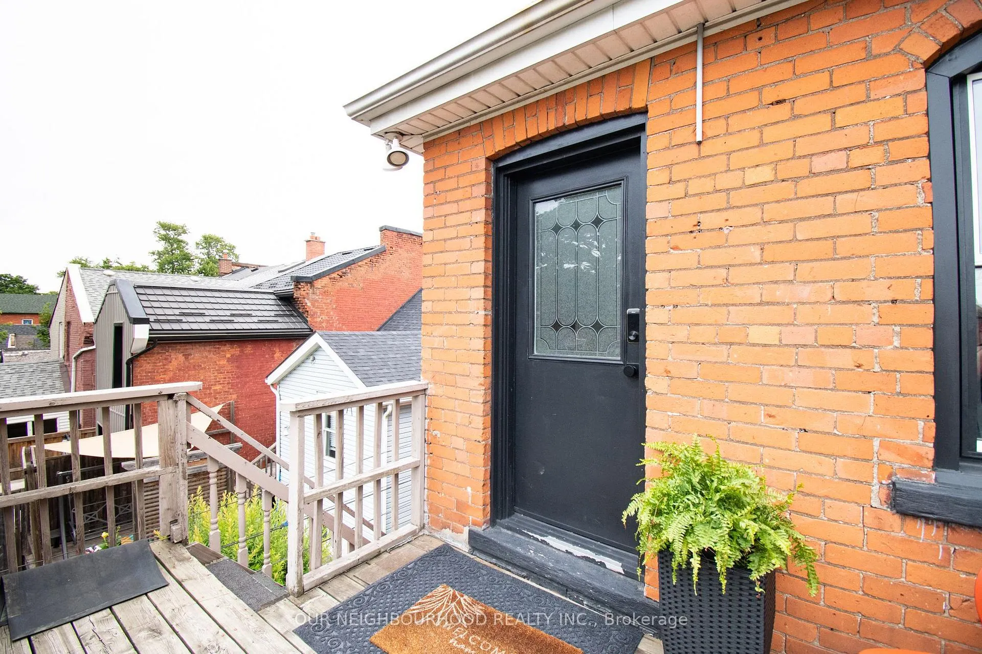 Photo 2 of Unit B, 35 Tisdale Street, Hamilton, Beasley — HOMEH