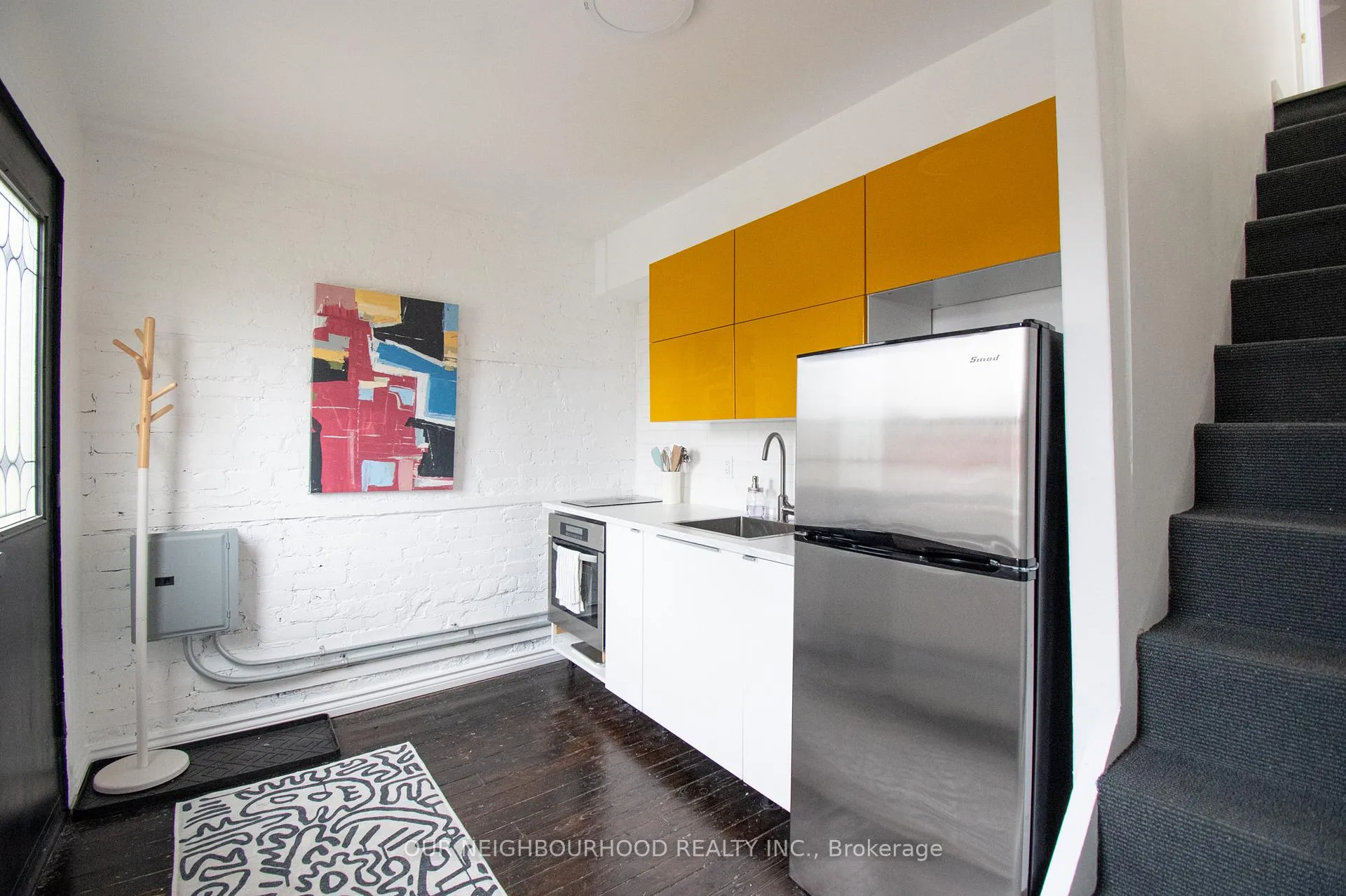 Photo 5 of Unit B, 35 Tisdale Street, Hamilton, Beasley — HOMEH