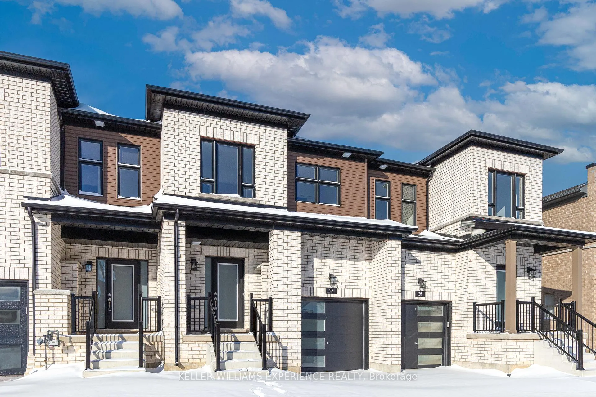 Photo 1 of 23 Evergreen Terrace, Barrie, Painswick South — HOMEH