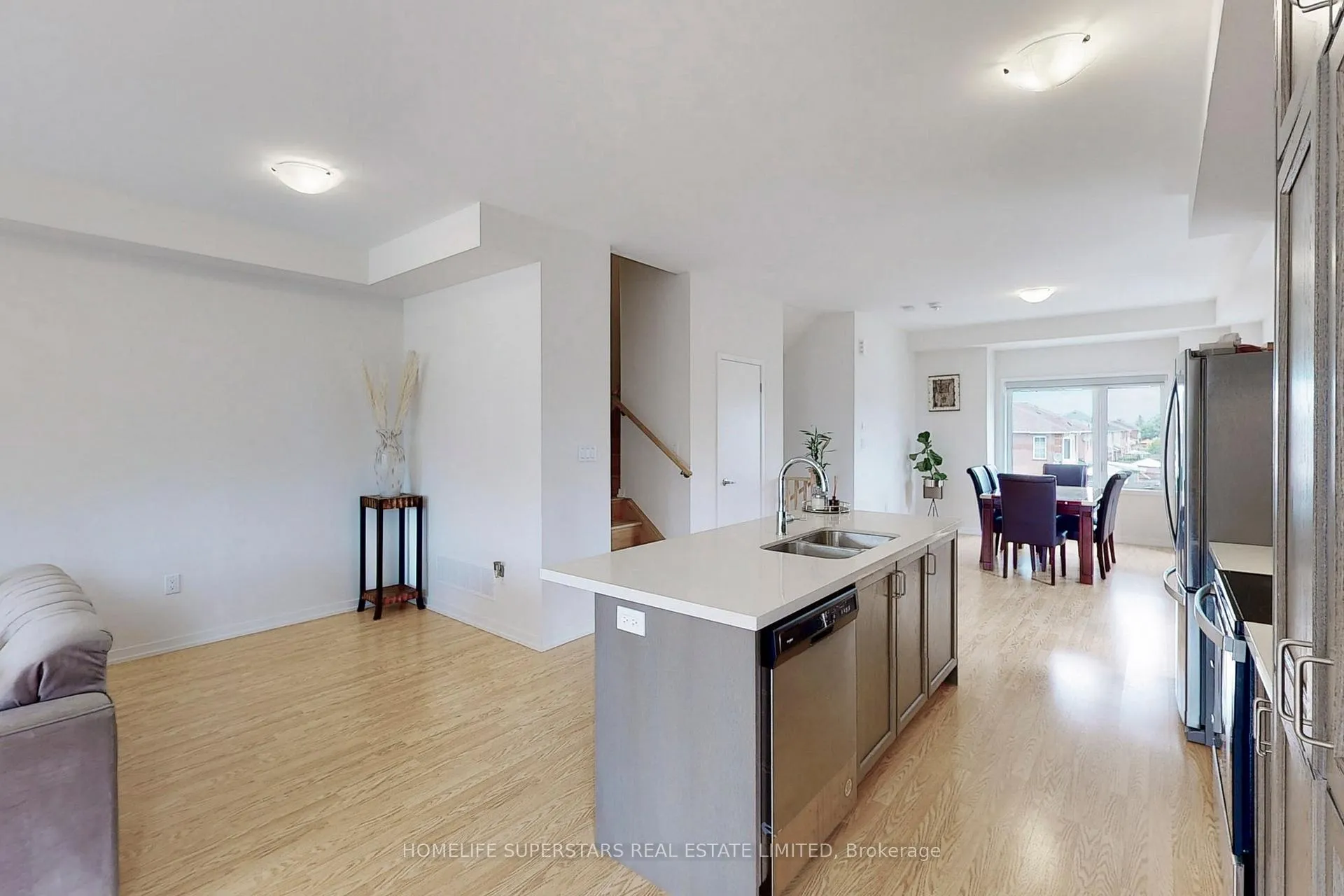 Photo 16 of 154 Landsbridge Street, Caledon, Bolton East — HOMEH