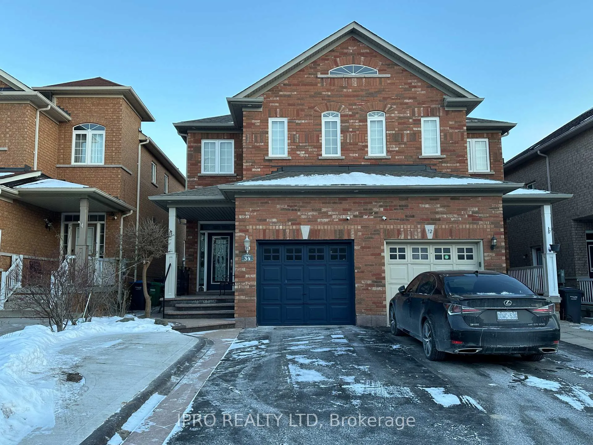 Front of Unit bsmt, 34 Nathaniel Crescent