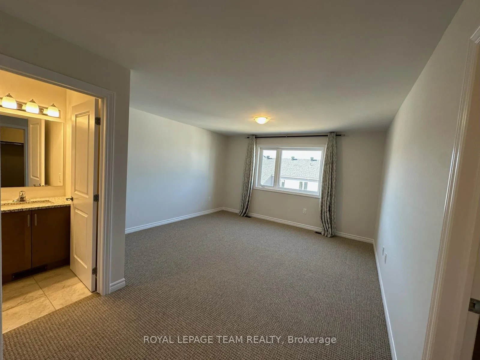 Photo 12 of 28 Atop Lane, Ottawa, Blossom Park/Kemp Park/Findlay Creek — HOMEH