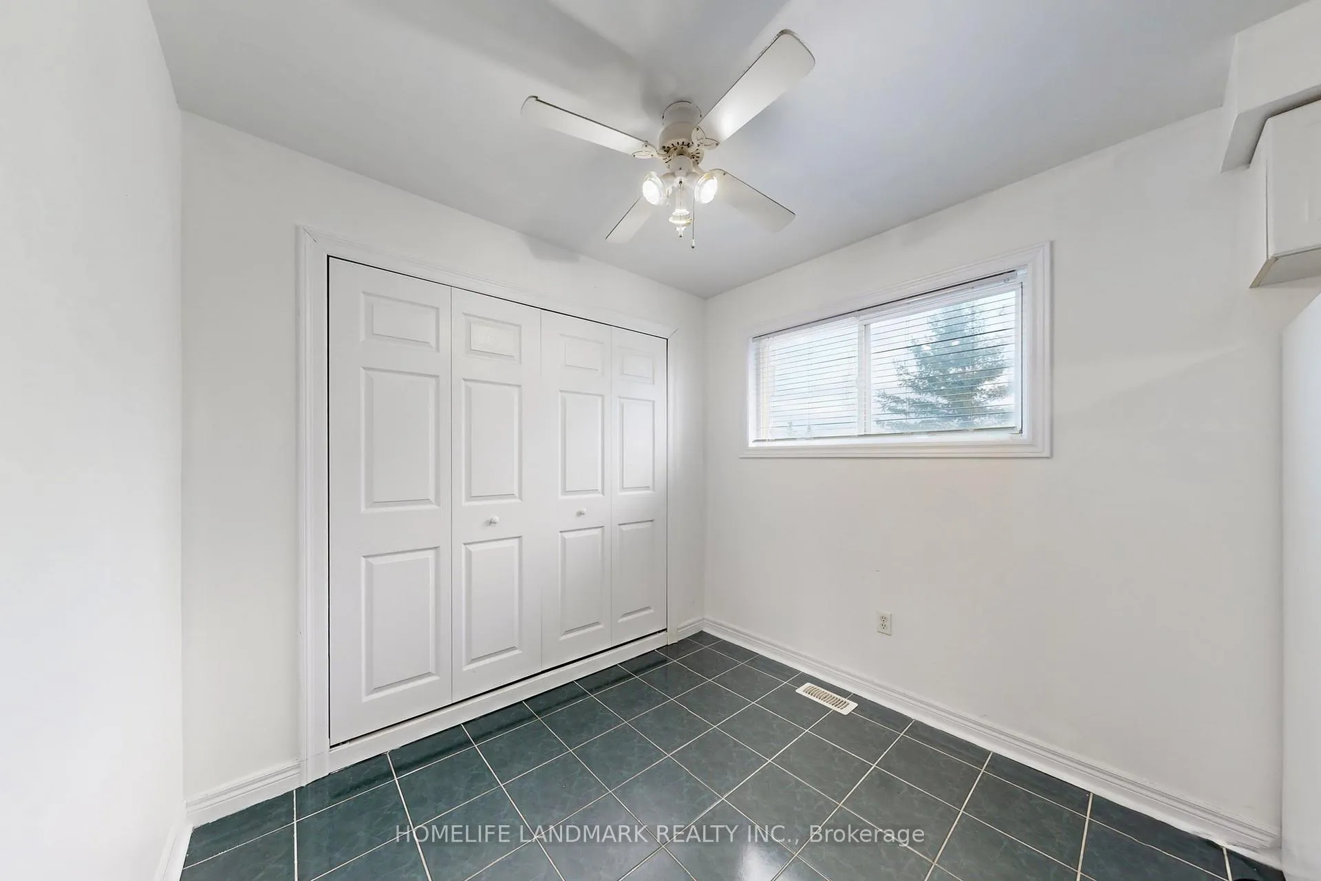 Photo 15 of 108 Sunway Square, Markham, Raymerville — HOMEH