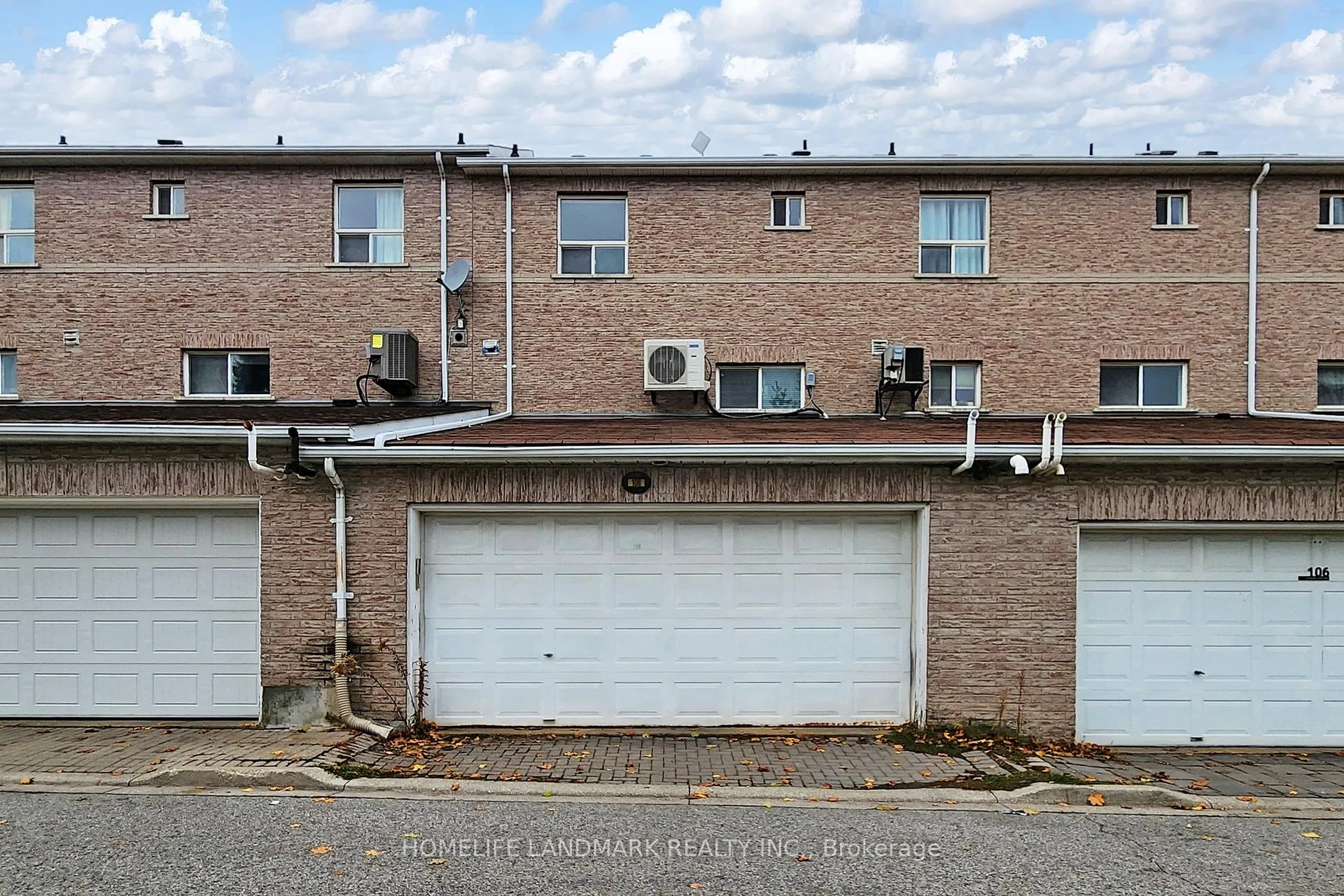 Photo 40 of 108 Sunway Square, Markham, Raymerville — HOMEH