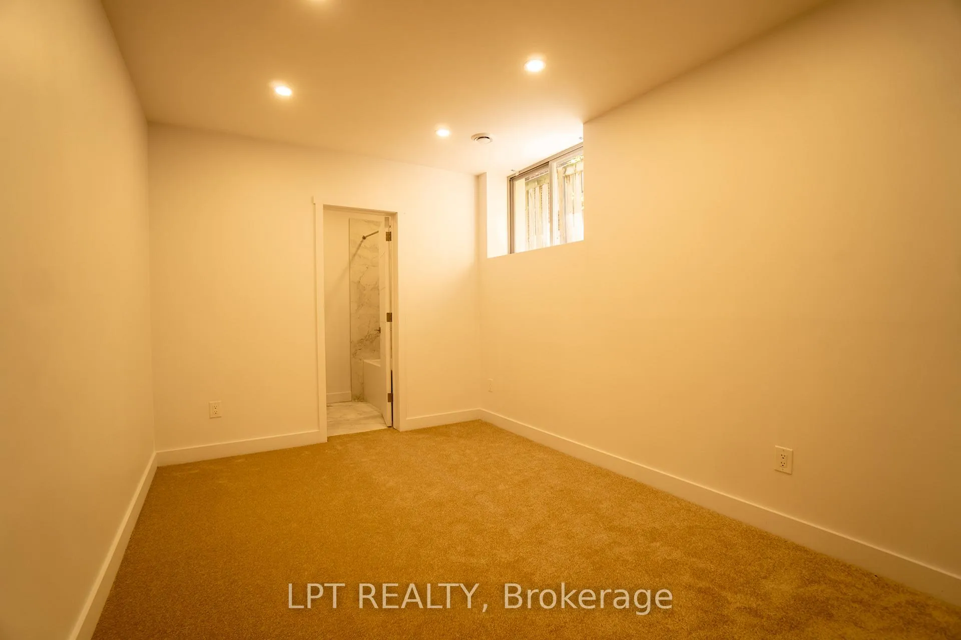 Photo 18 of Unit F, 14 Stevens Avenue, Ottawa, Vanier — HOMEH