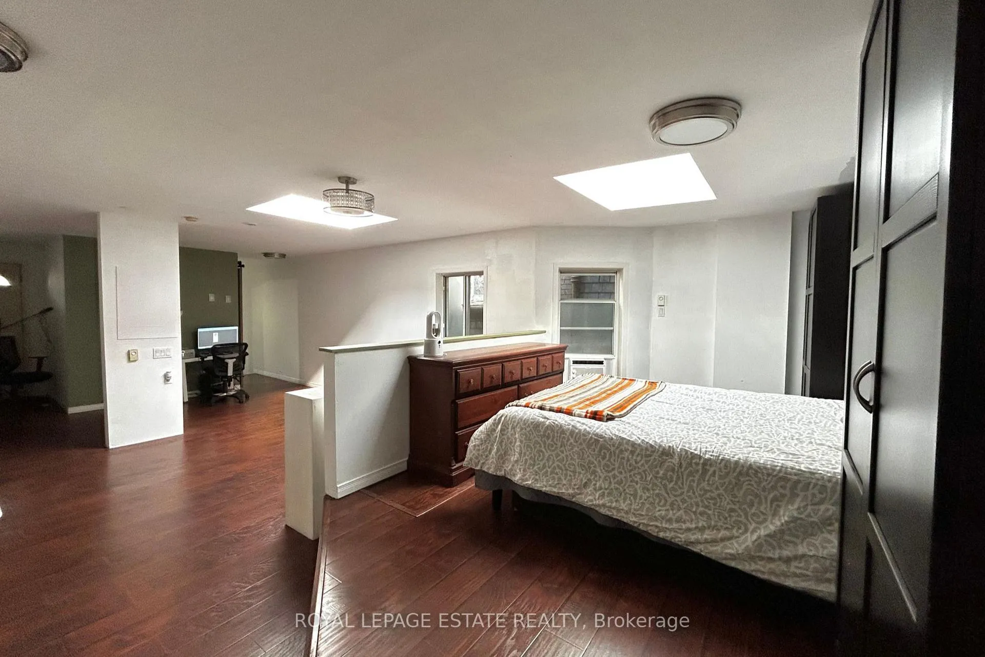Photo 2 of Unit 2, 1916 Queen Street E, Toronto, The Beaches — HOMEH
