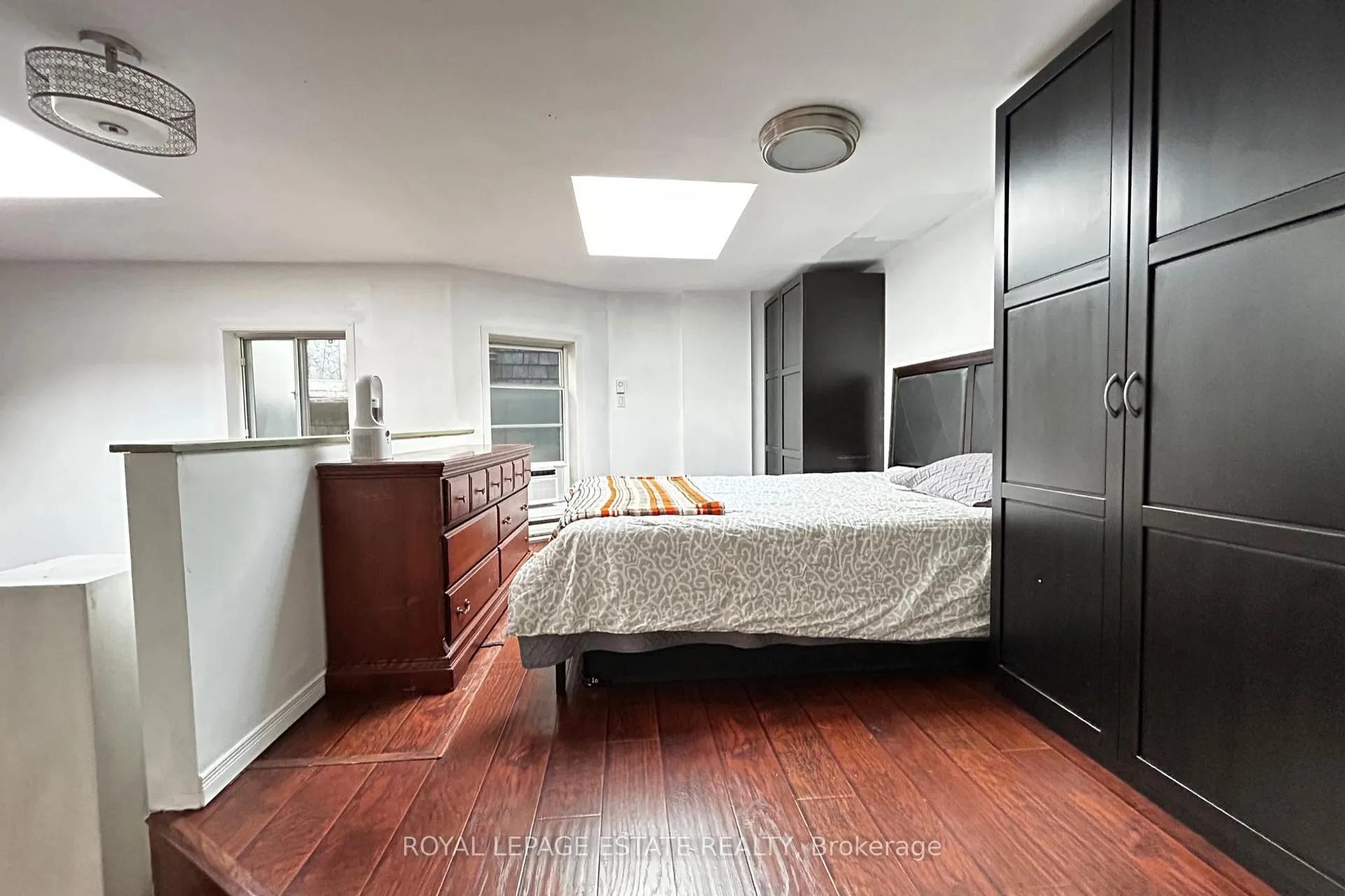 Photo 3 of Unit 2, 1916 Queen Street E, Toronto, The Beaches — HOMEH