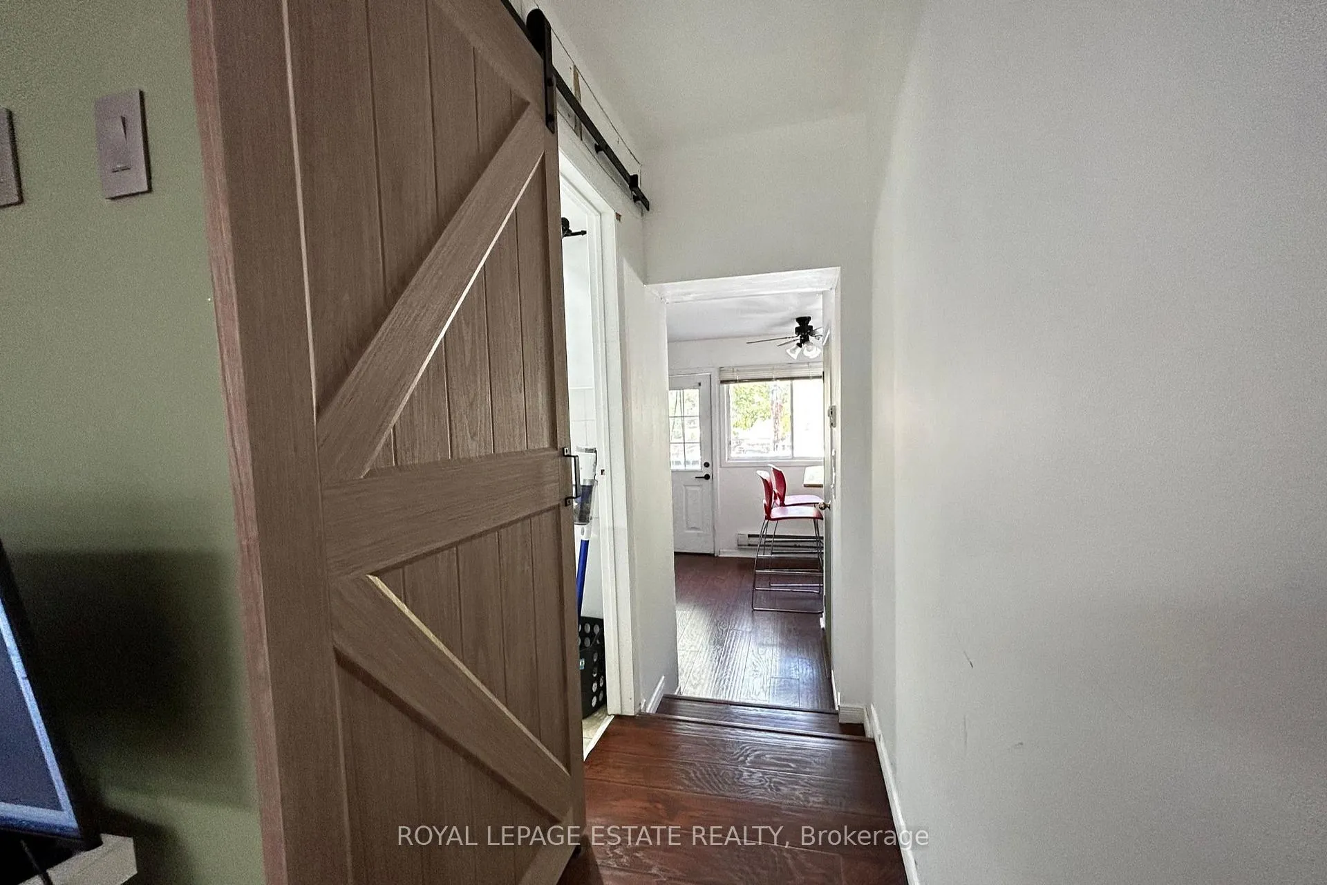 Photo 6 of Unit 2, 1916 Queen Street E, Toronto, The Beaches — HOMEH