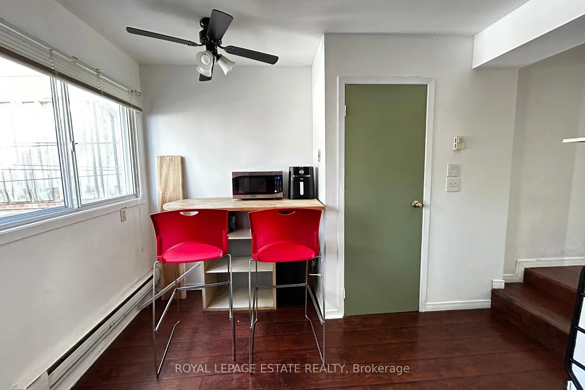 Photo 9 of Unit 2, 1916 Queen Street E, Toronto, The Beaches — HOMEH