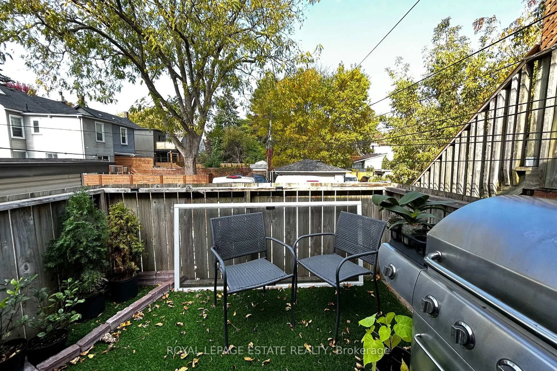 Photo 10 of Unit 2, 1916 Queen Street E, Toronto, The Beaches — HOMEH