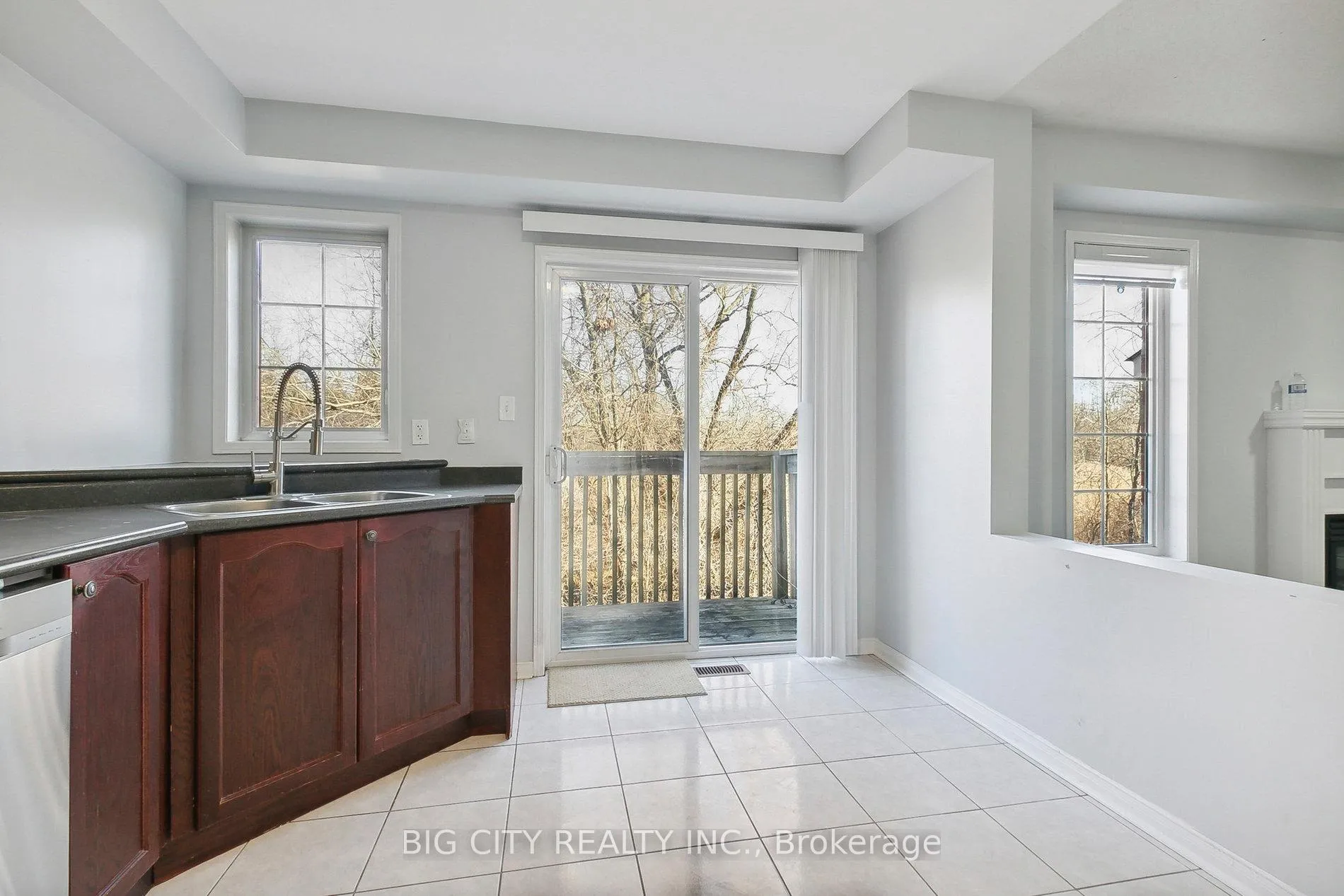 Photo 10 of Unit Upper, 27 Angier Crescent, Ajax, South East — HOMEH