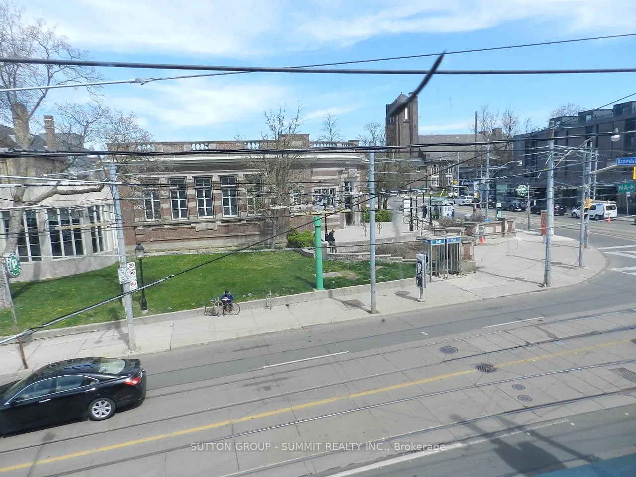 Photo 2 of Unit 2/F, 577 Gerrard Street, Toronto, North Riverdale — HOMEH