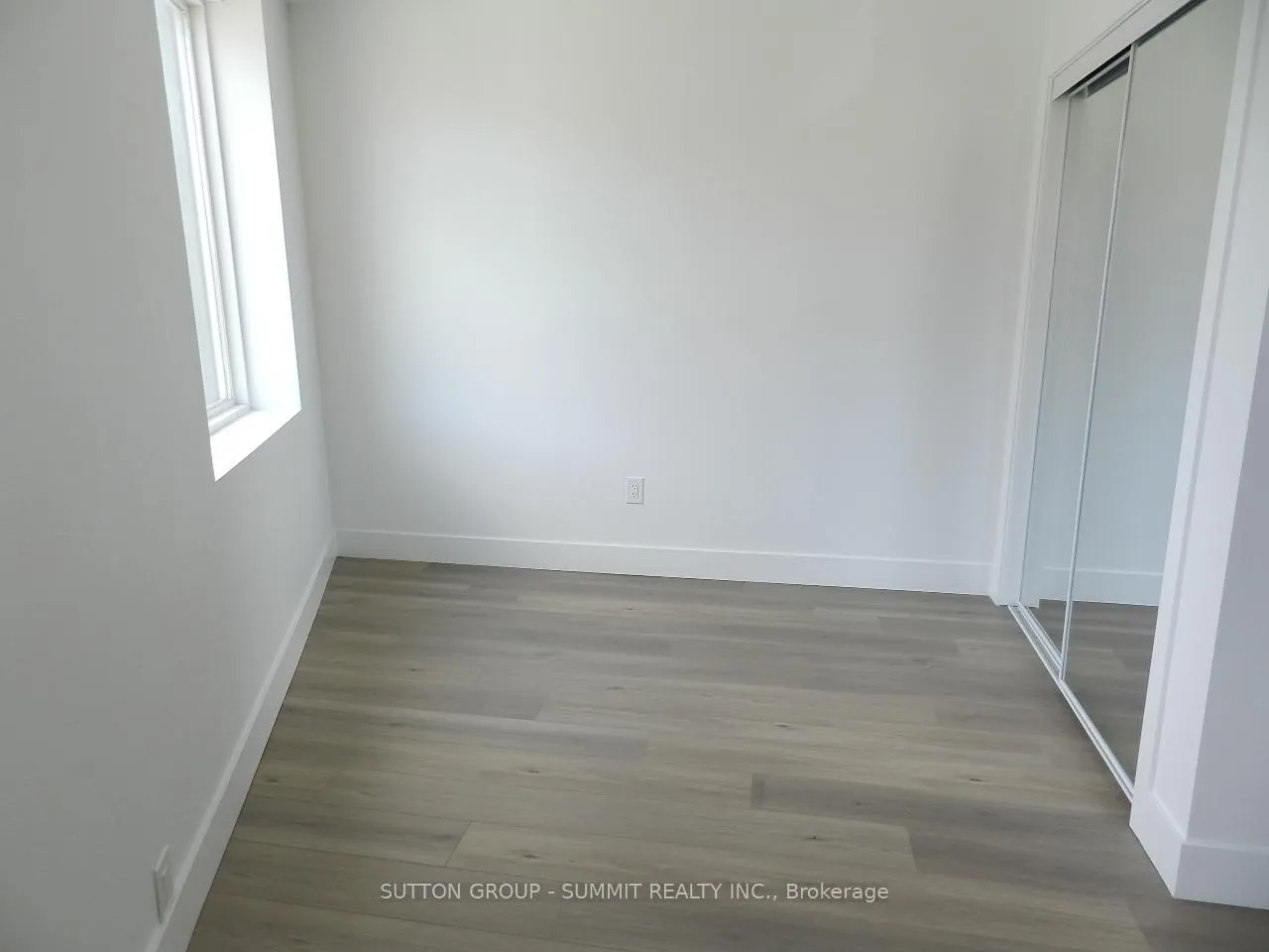 Photo 7 of Unit 2/F, 577 Gerrard Street, Toronto, North Riverdale — HOMEH