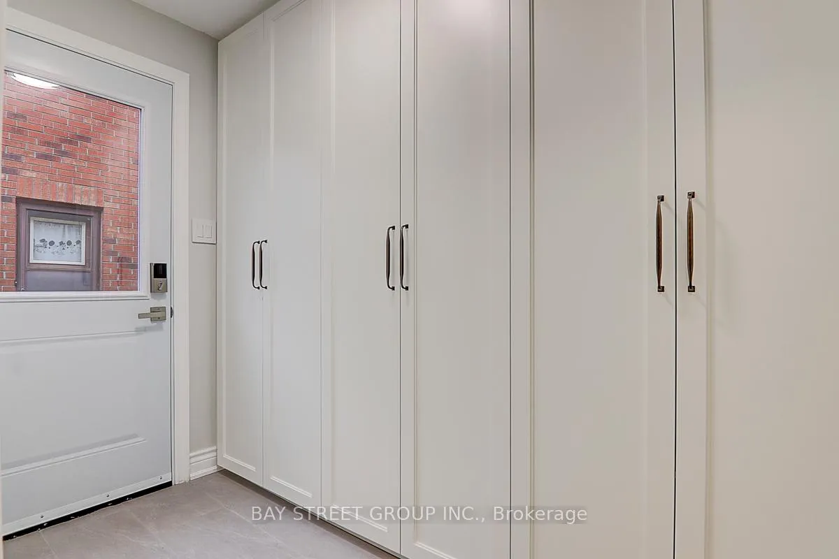 Photo 11 of 46 Harvest Moon Drive, Markham, Milliken Mills West — HOMEH