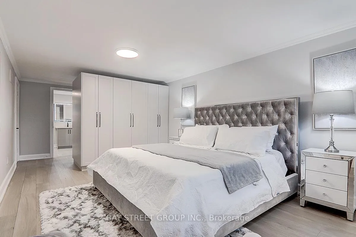 Photo 13 of 46 Harvest Moon Drive, Markham, Milliken Mills West — HOMEH