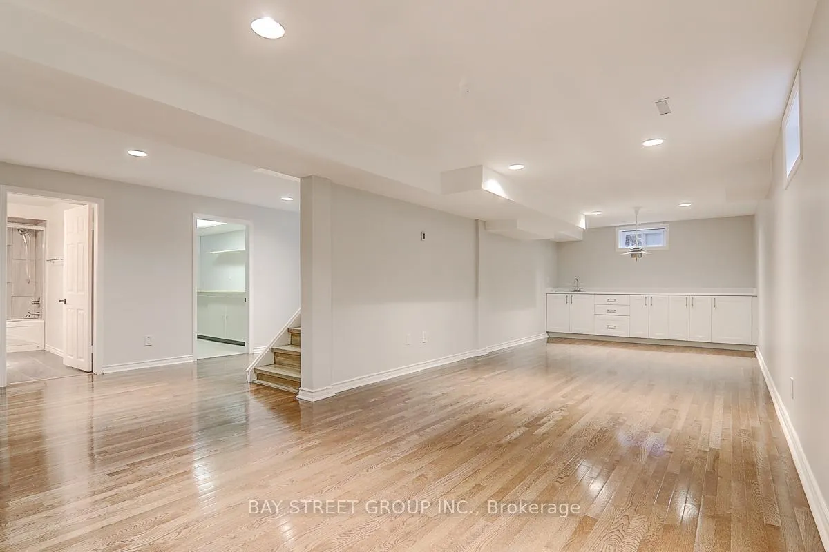 Photo 23 of 46 Harvest Moon Drive, Markham, Milliken Mills West — HOMEH