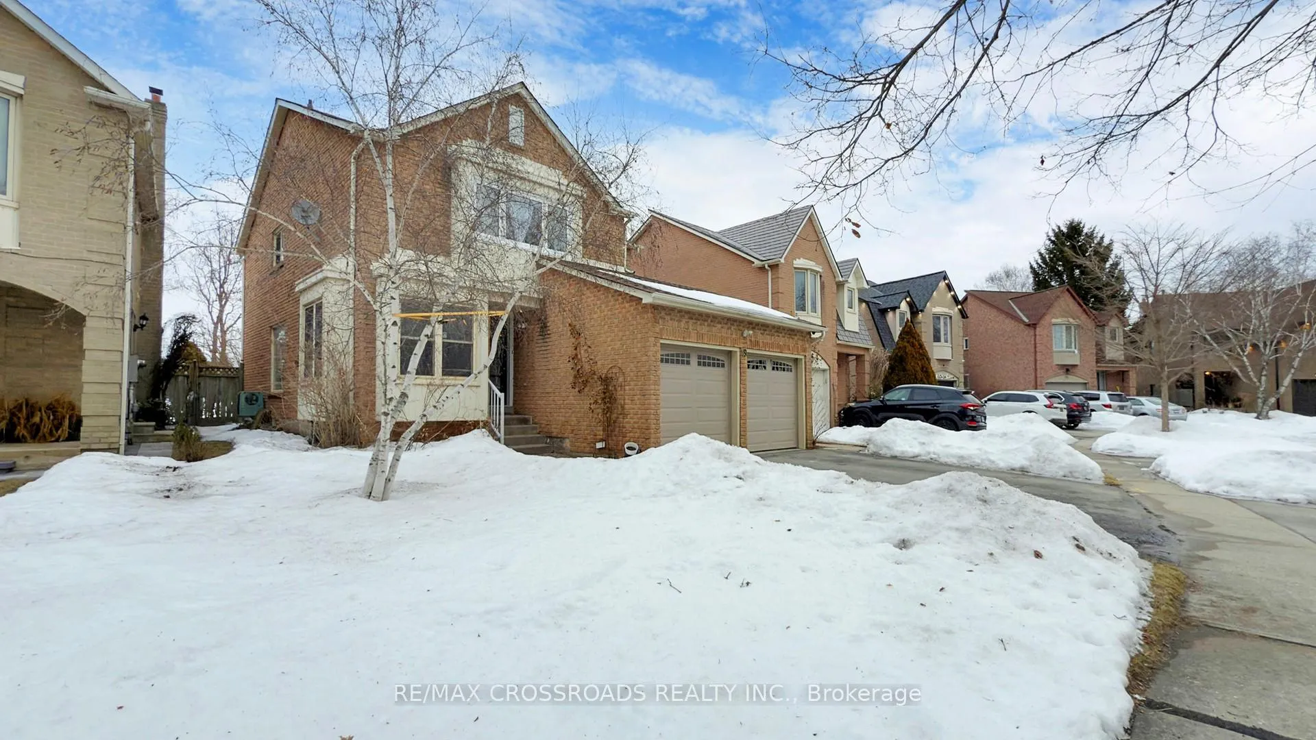 Photo 4 of 81 Millington Crescent, Ajax, Central — HOMEH