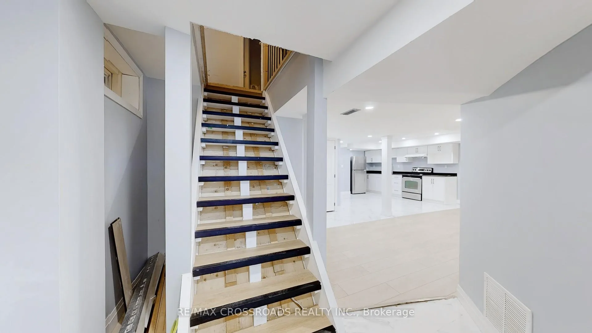 Photo 28 of 81 Millington Crescent, Ajax, Central — HOMEH