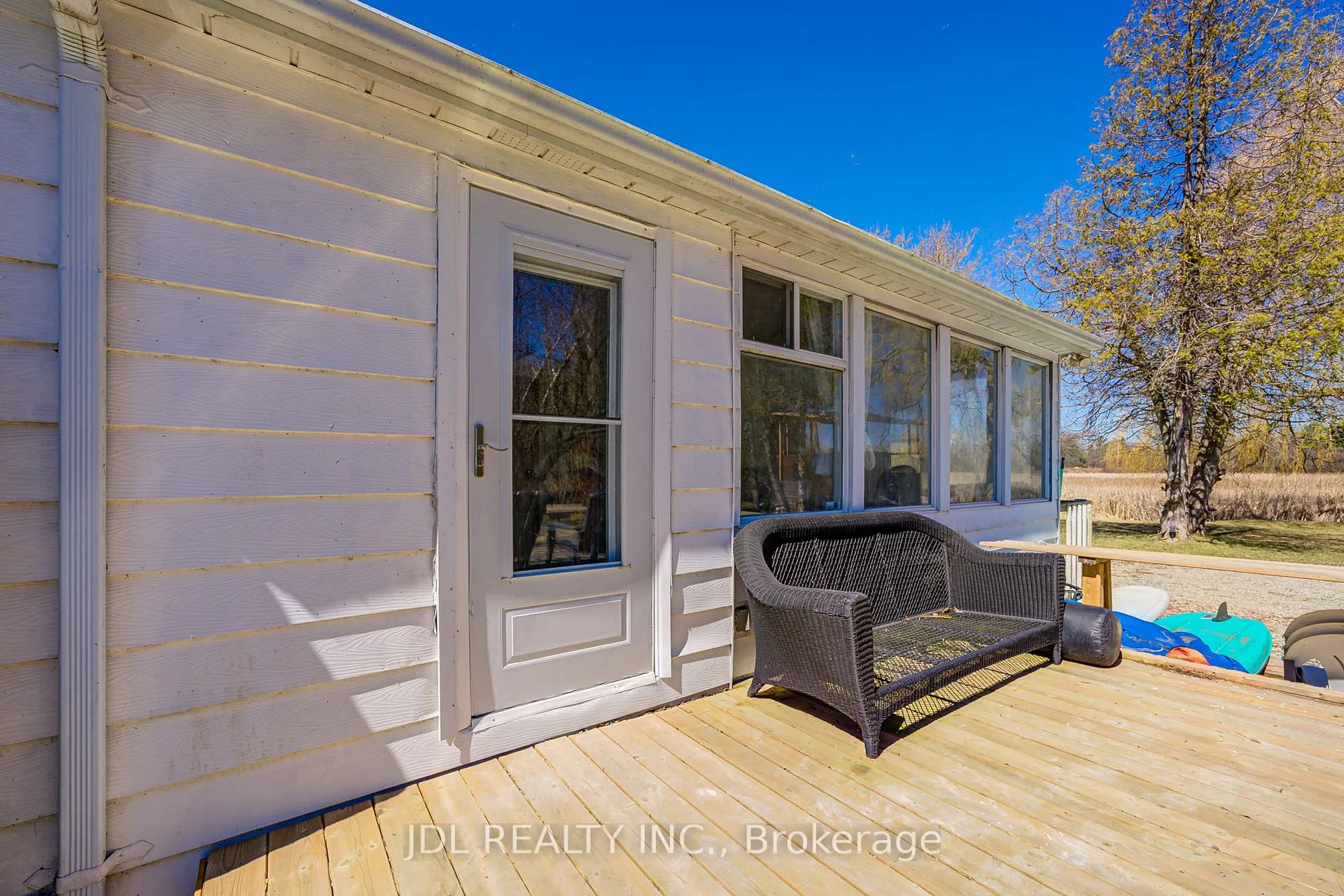 Photo 6 of 462 Crystal Beach Boulevard, Whitby, Whitby Industrial — HOMEH