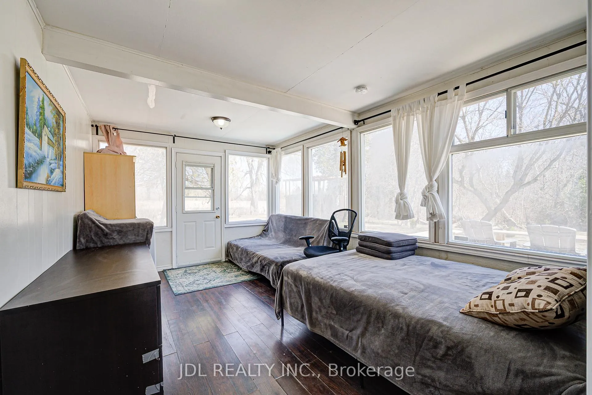 Photo 7 of 462 Crystal Beach Boulevard, Whitby, Whitby Industrial — HOMEH
