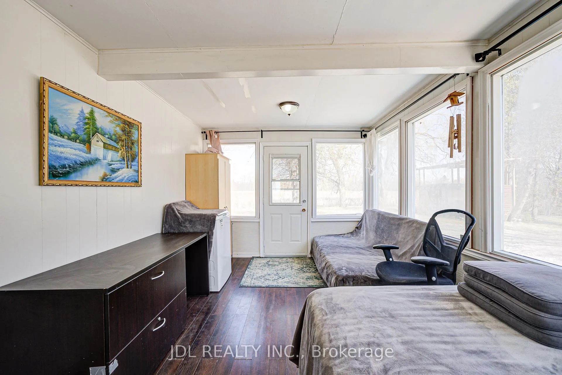Photo 9 of 462 Crystal Beach Boulevard, Whitby, Whitby Industrial — HOMEH