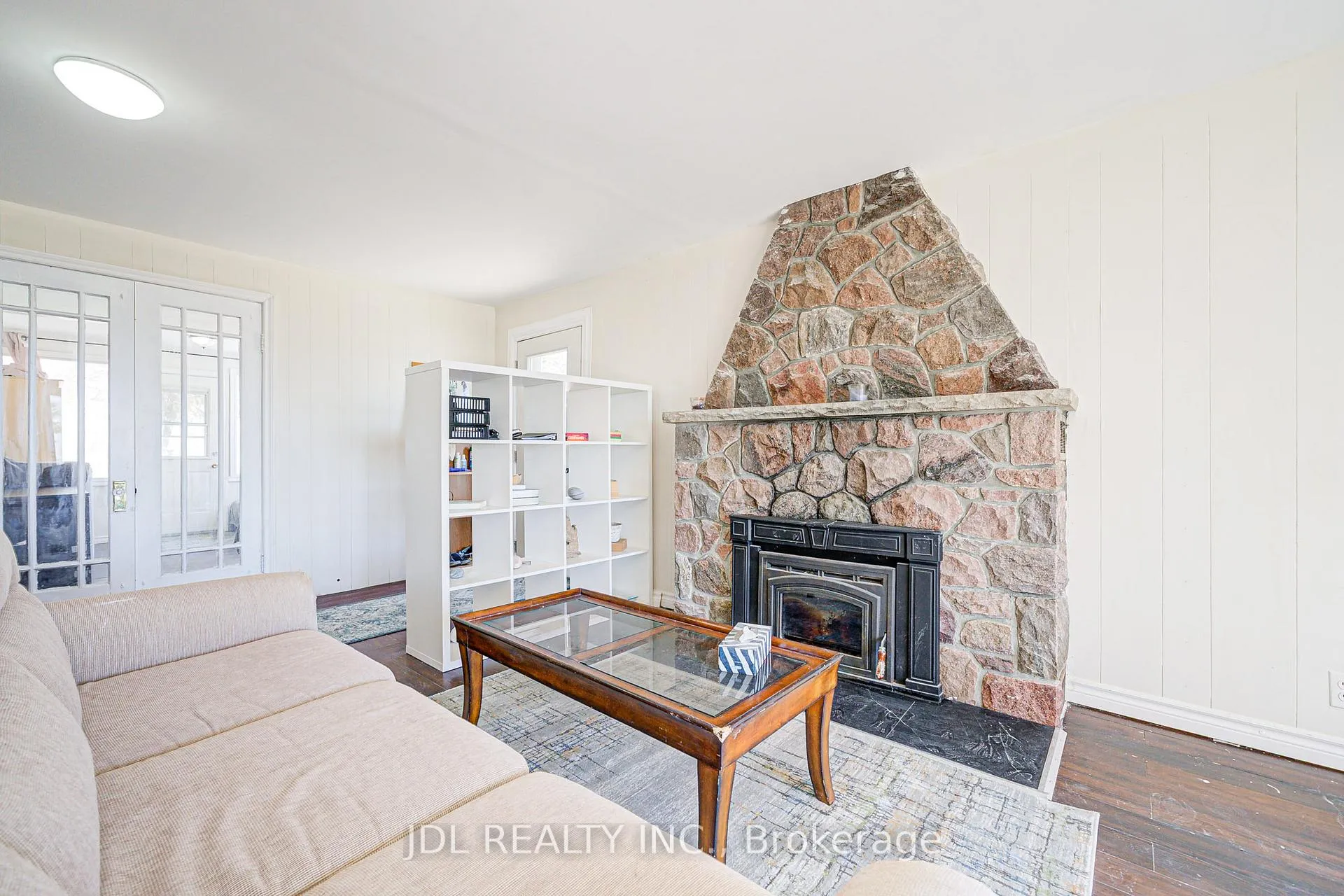 Photo 17 of 462 Crystal Beach Boulevard, Whitby, Whitby Industrial — HOMEH