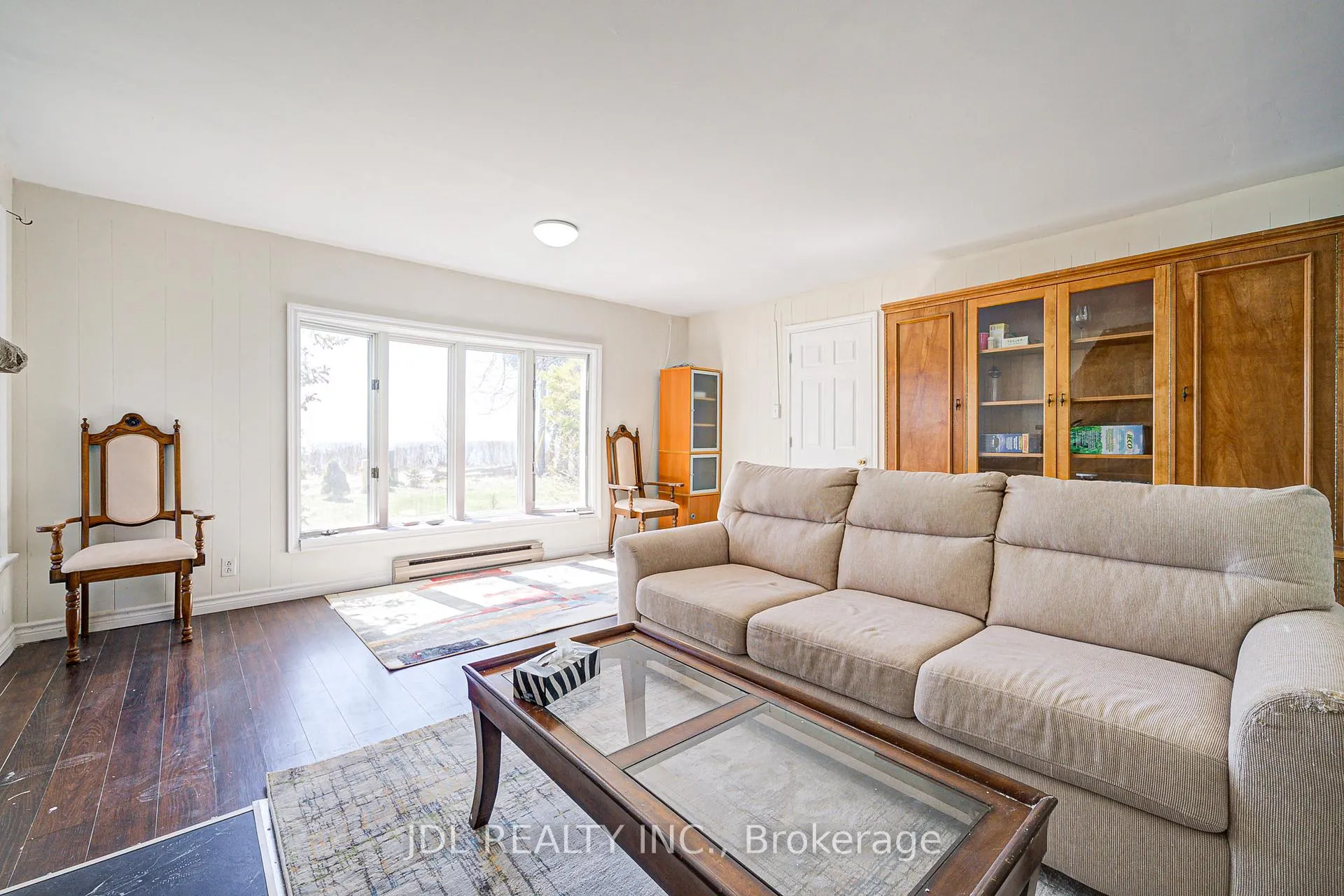 Photo 19 of 462 Crystal Beach Boulevard, Whitby, Whitby Industrial — HOMEH