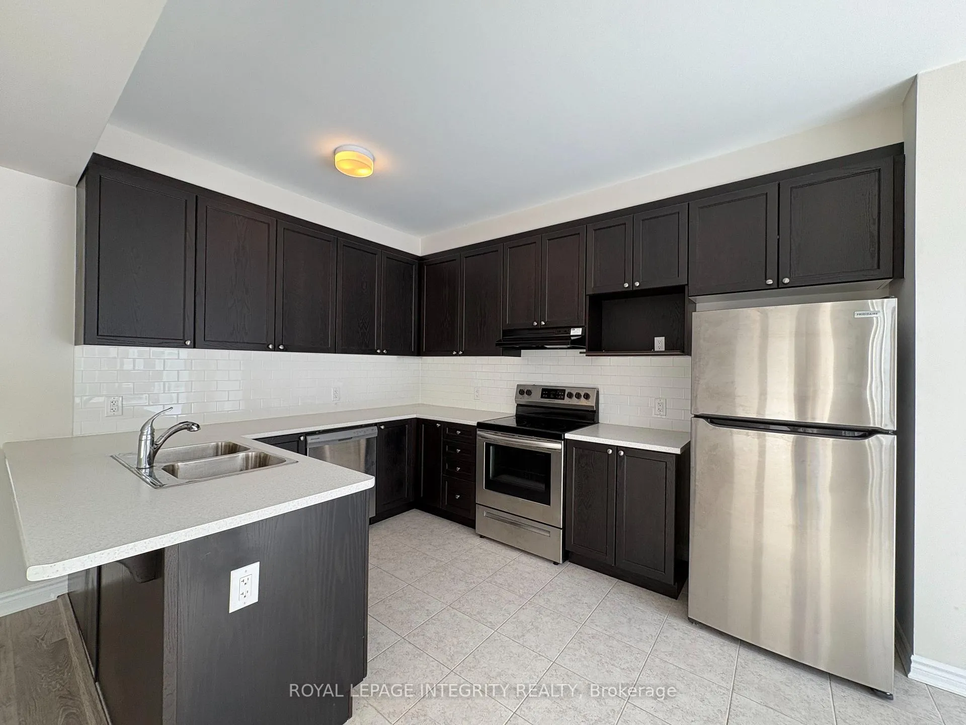 Photo 6 of 540 Culdaff Road, Ottawa, Stittsville (North) — HOMEH