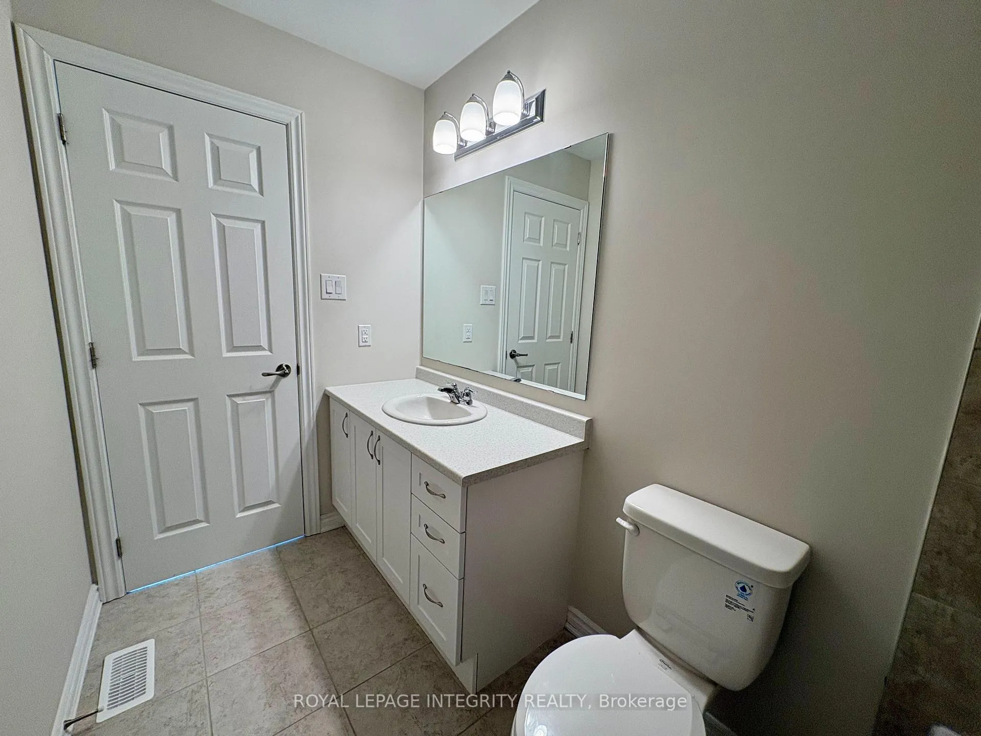 Photo 15 of 540 Culdaff Road, Ottawa, Stittsville (North) — HOMEH