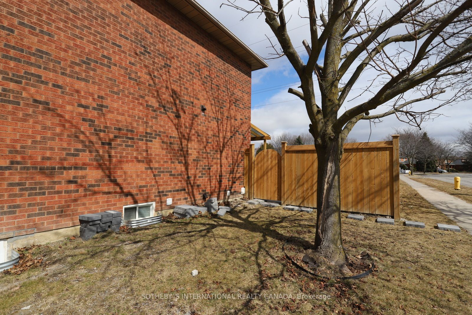 Photo 25 of Unit Basement, 1 Overload Street, Whitby, Blue Grass Meadows — HOMEH