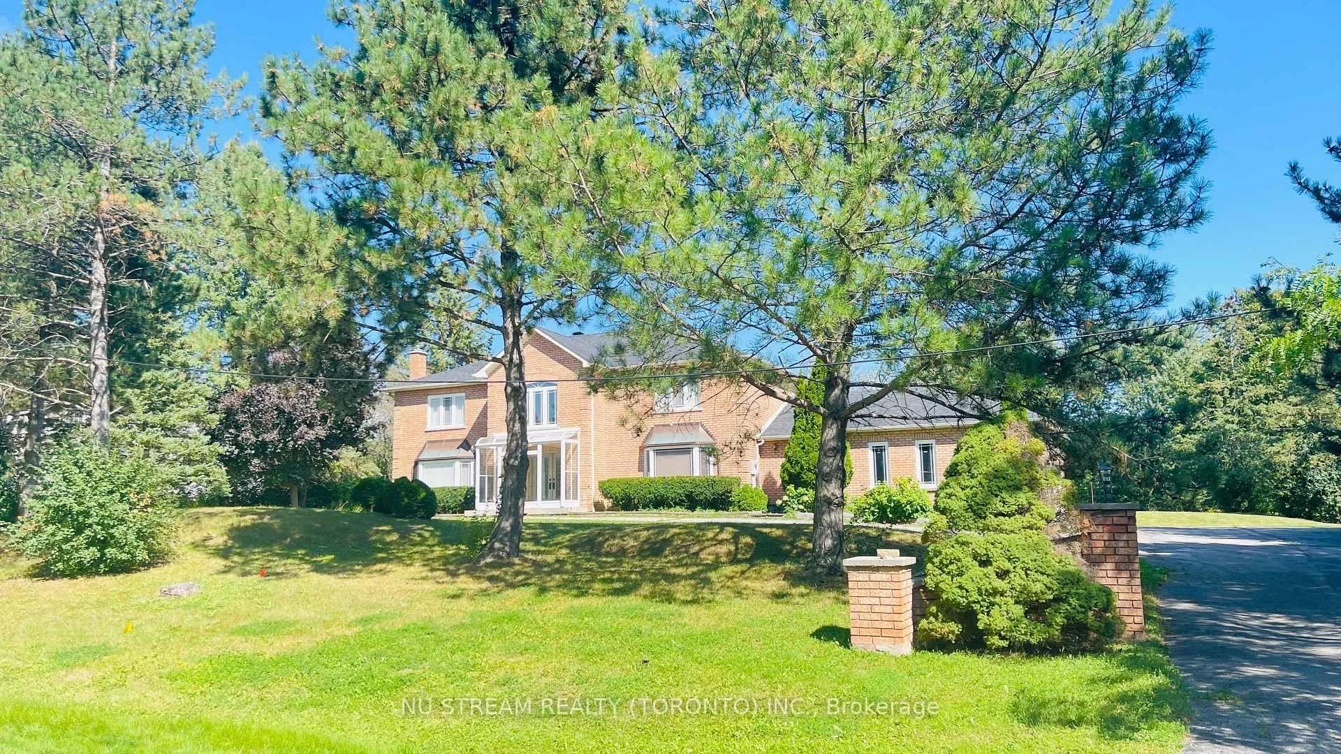 Photo 1 of 4 Willow Creek Drive, Markham, Devil's Elbow — HOMEH